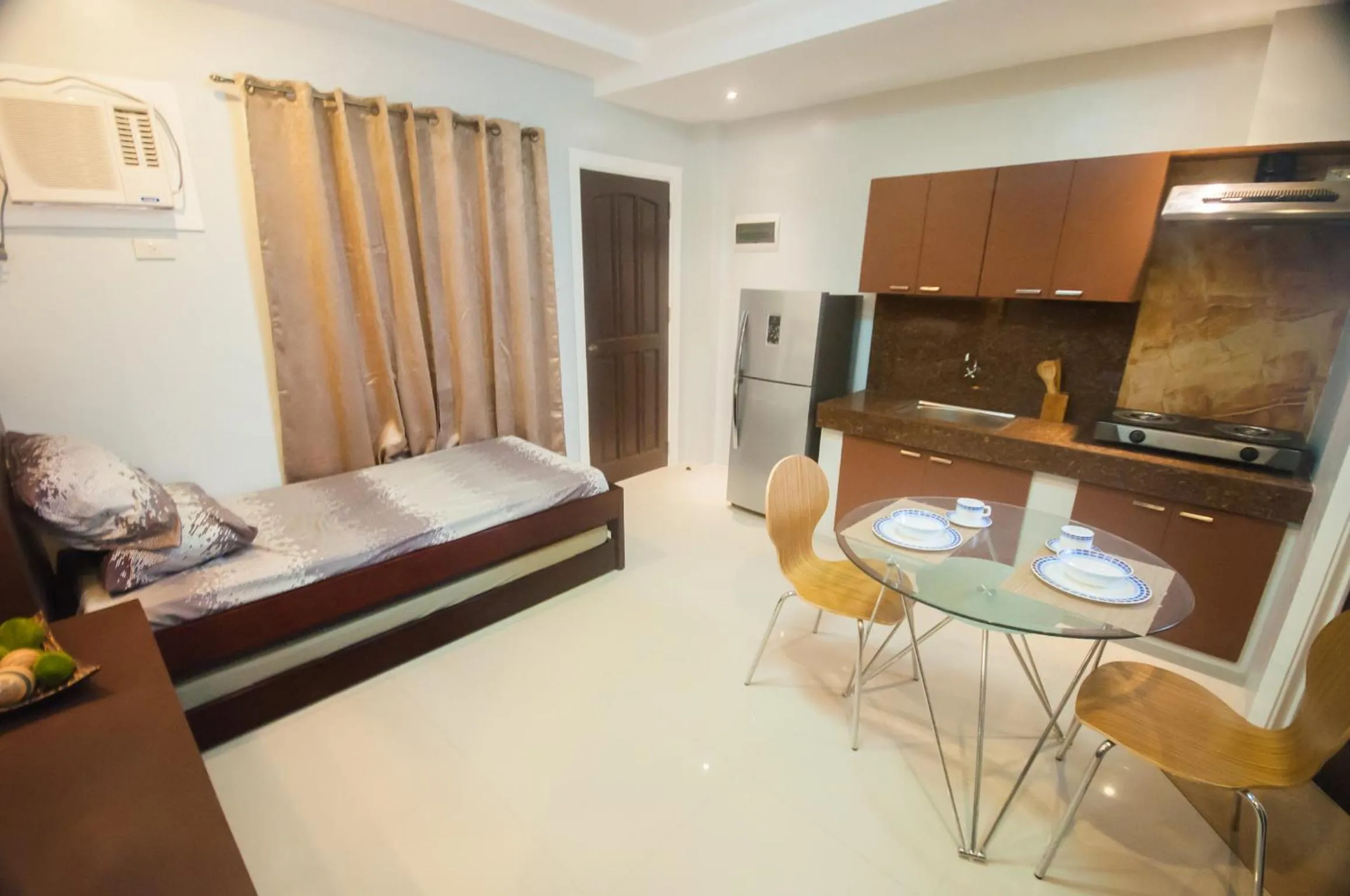 TV and multimedia, Bed in NF Suites