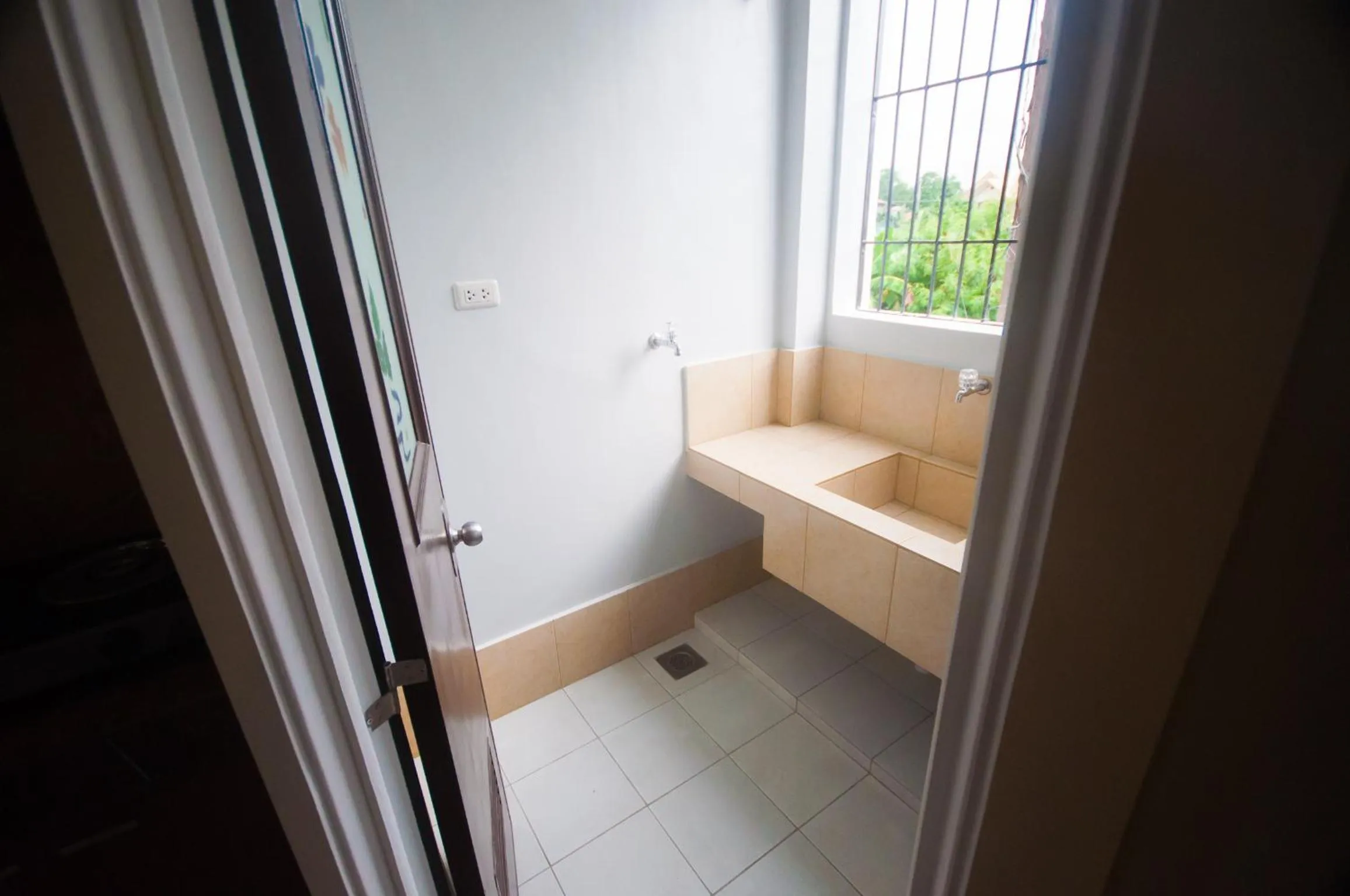 Area and facilities in NF Suites