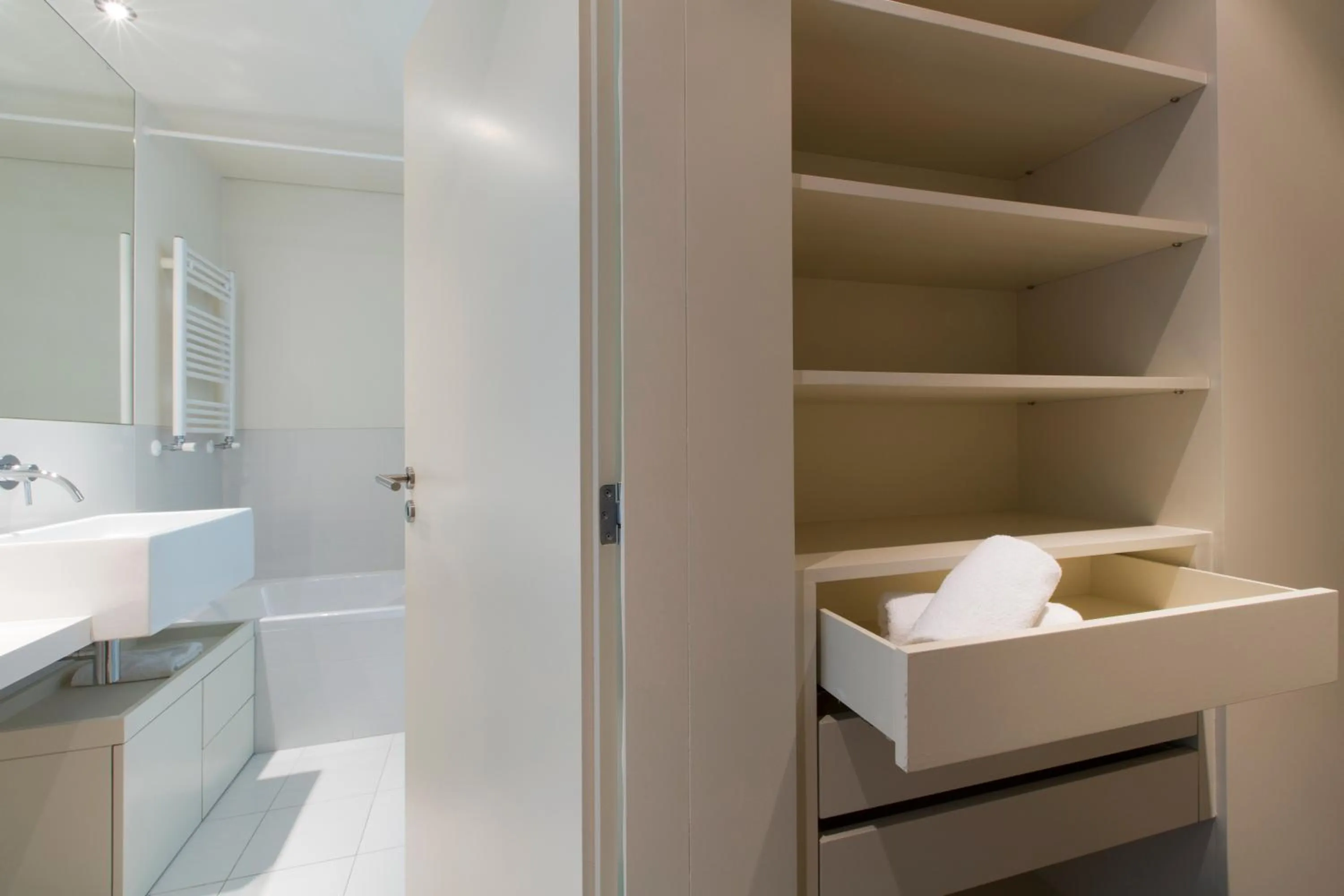 Bathroom in Oriente Marina Apartments by APT IIN - Parque das Nações