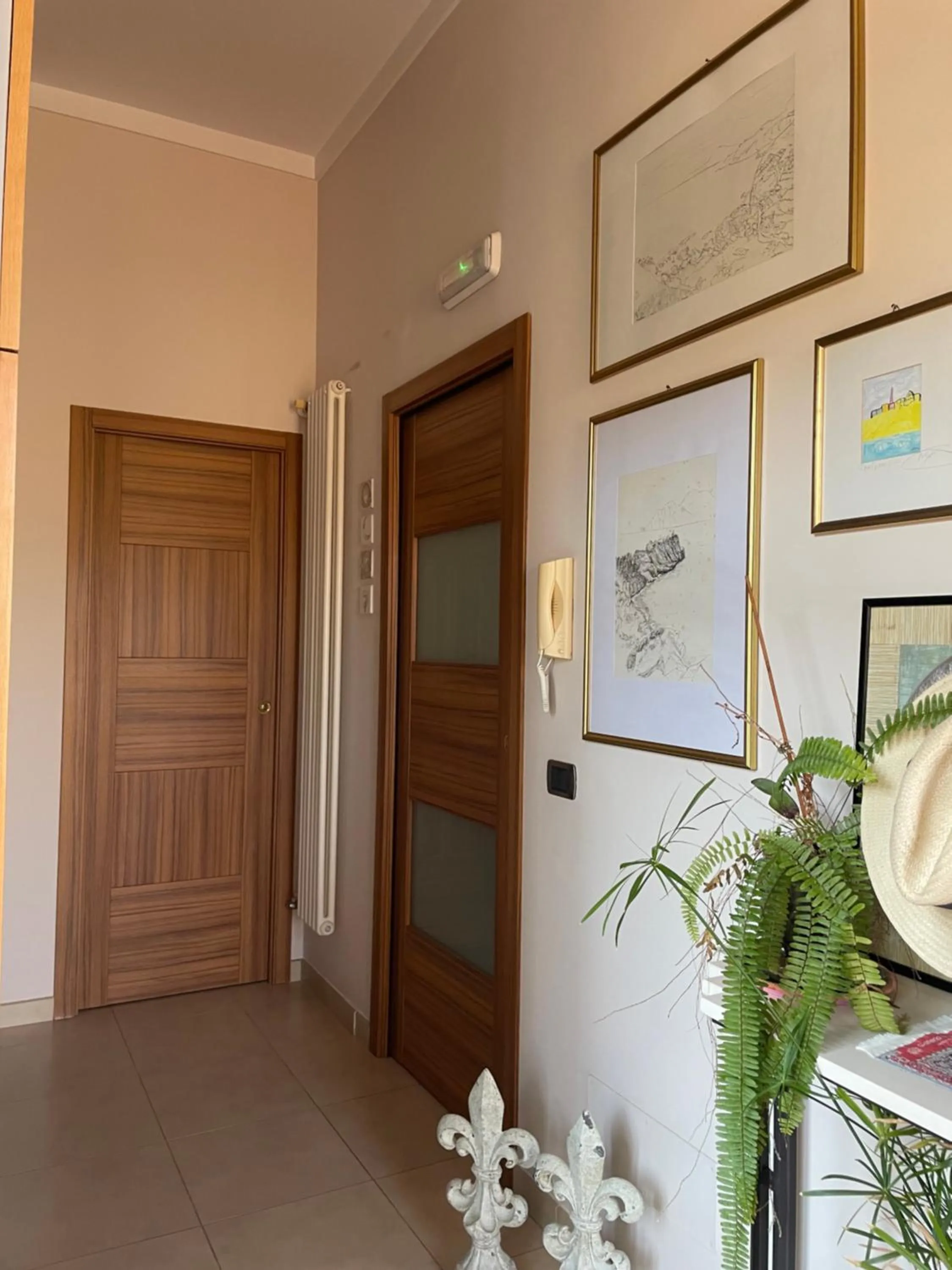 Decorative detail in Domus Felix