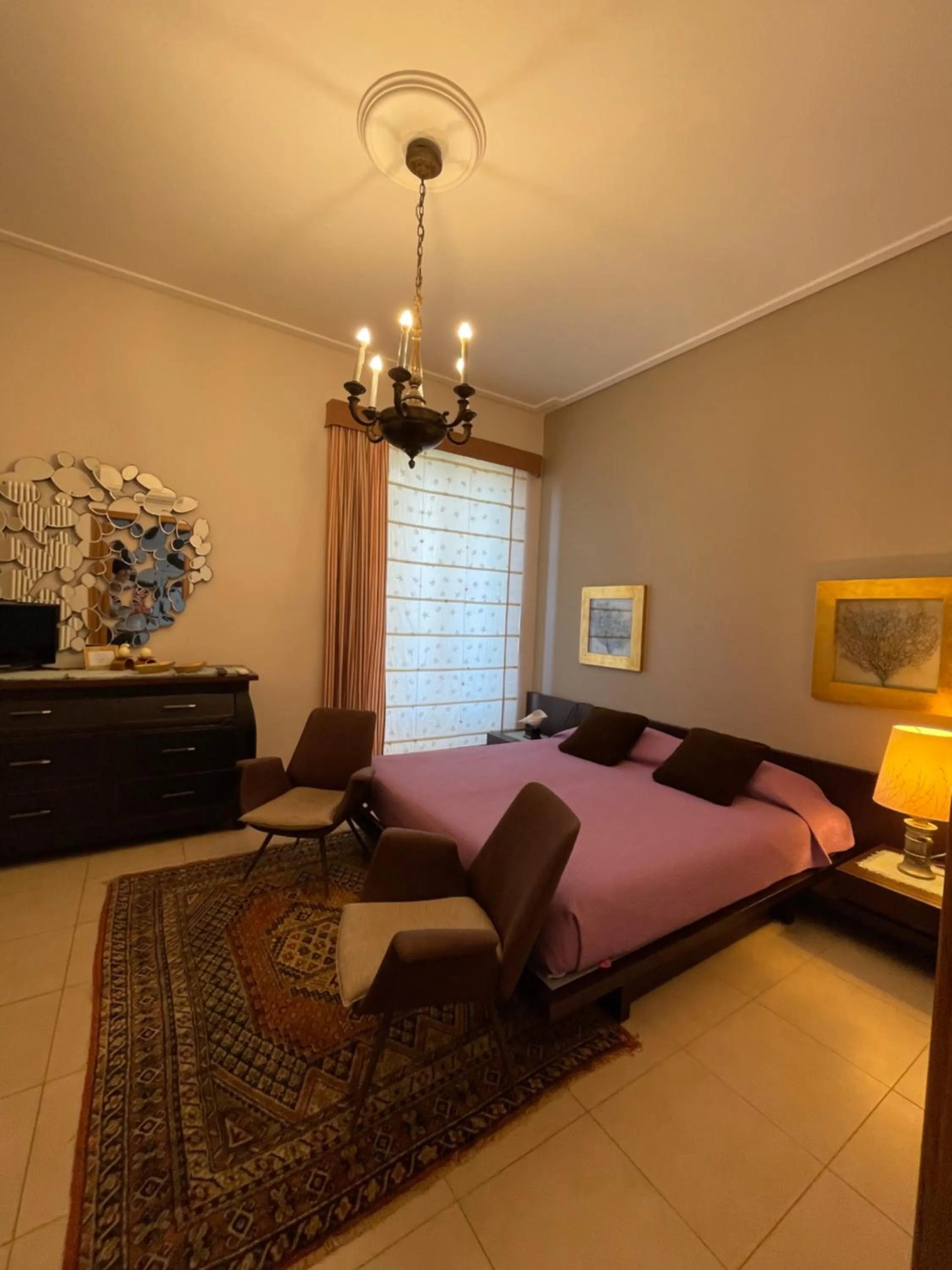 Photo of the whole room, Bed in Domus Felix