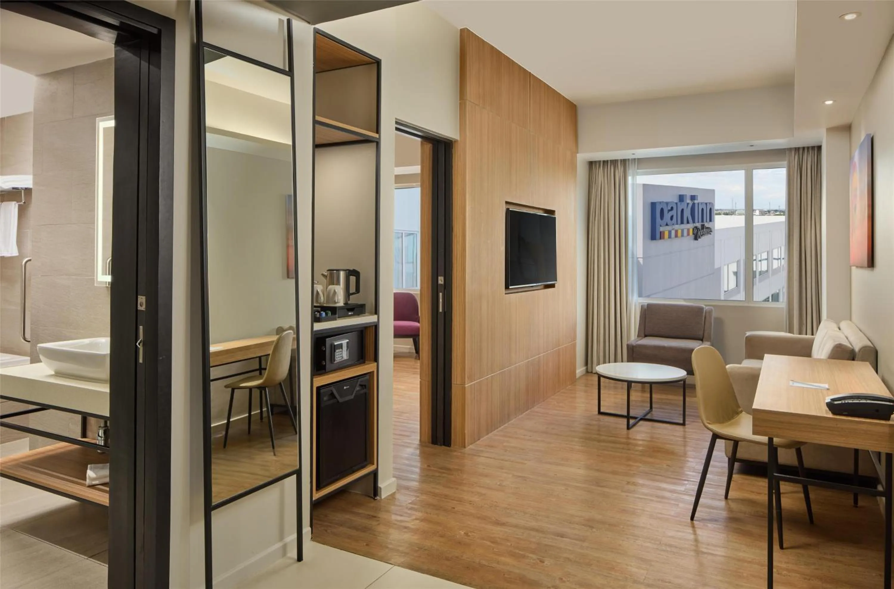 Photo of the whole room in Park Inn By Radisson Clark