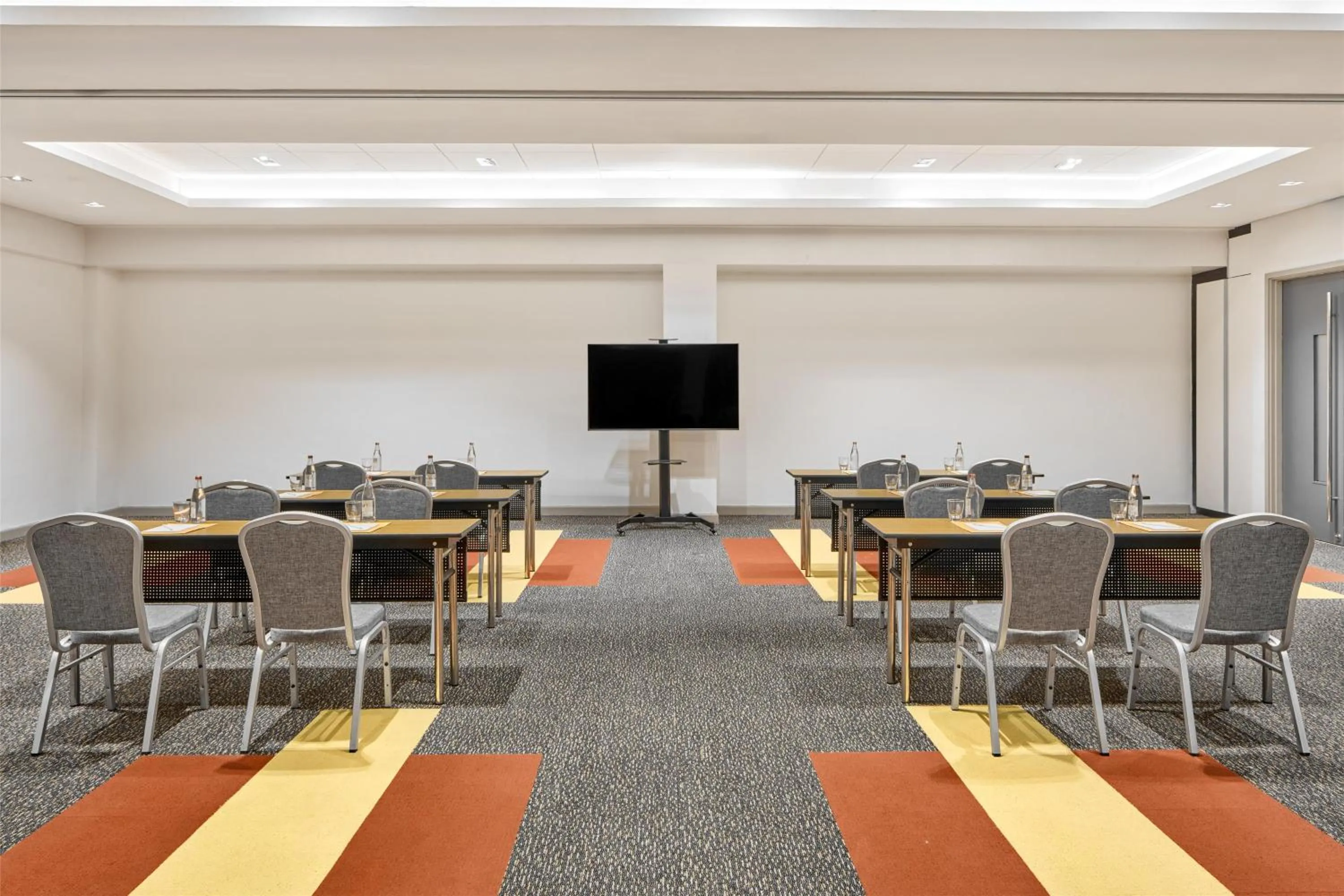 Meeting/conference room in Park Inn By Radisson Clark