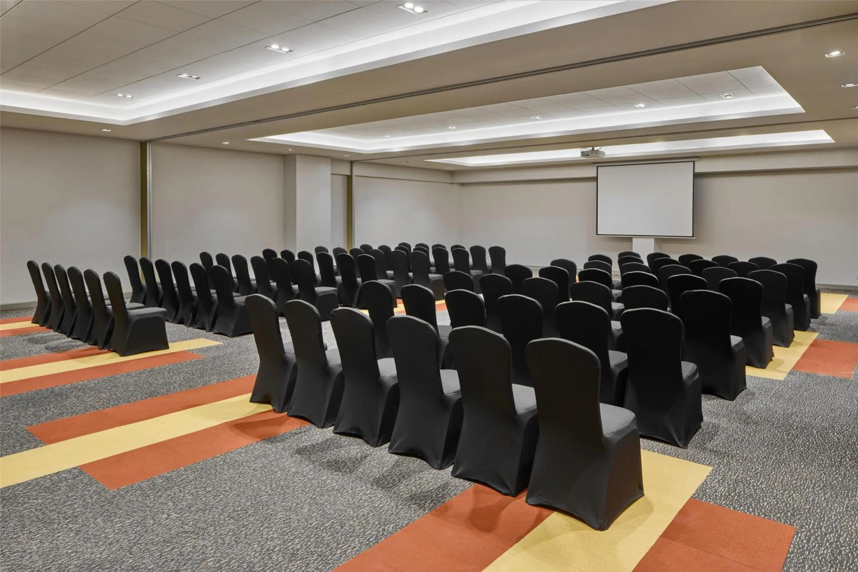 Meeting/conference room in Park Inn By Radisson Clark