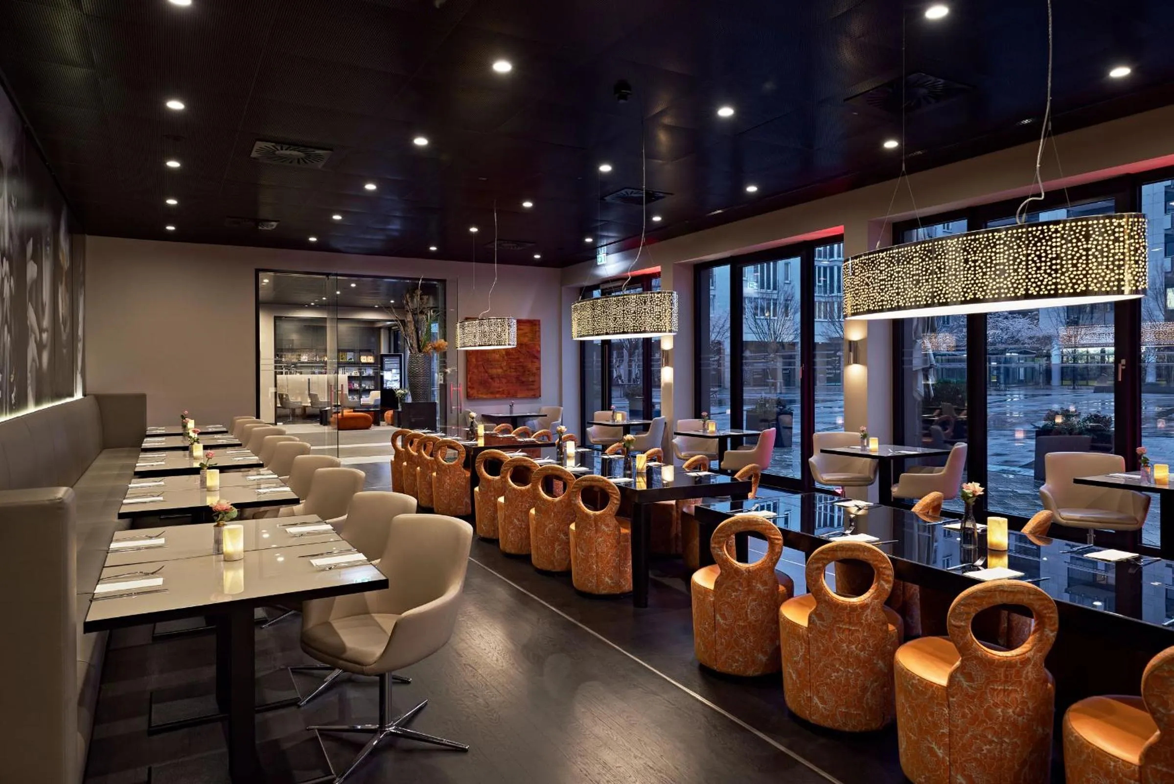 Restaurant/places to eat in LEGERE HOTEL Bielefeld