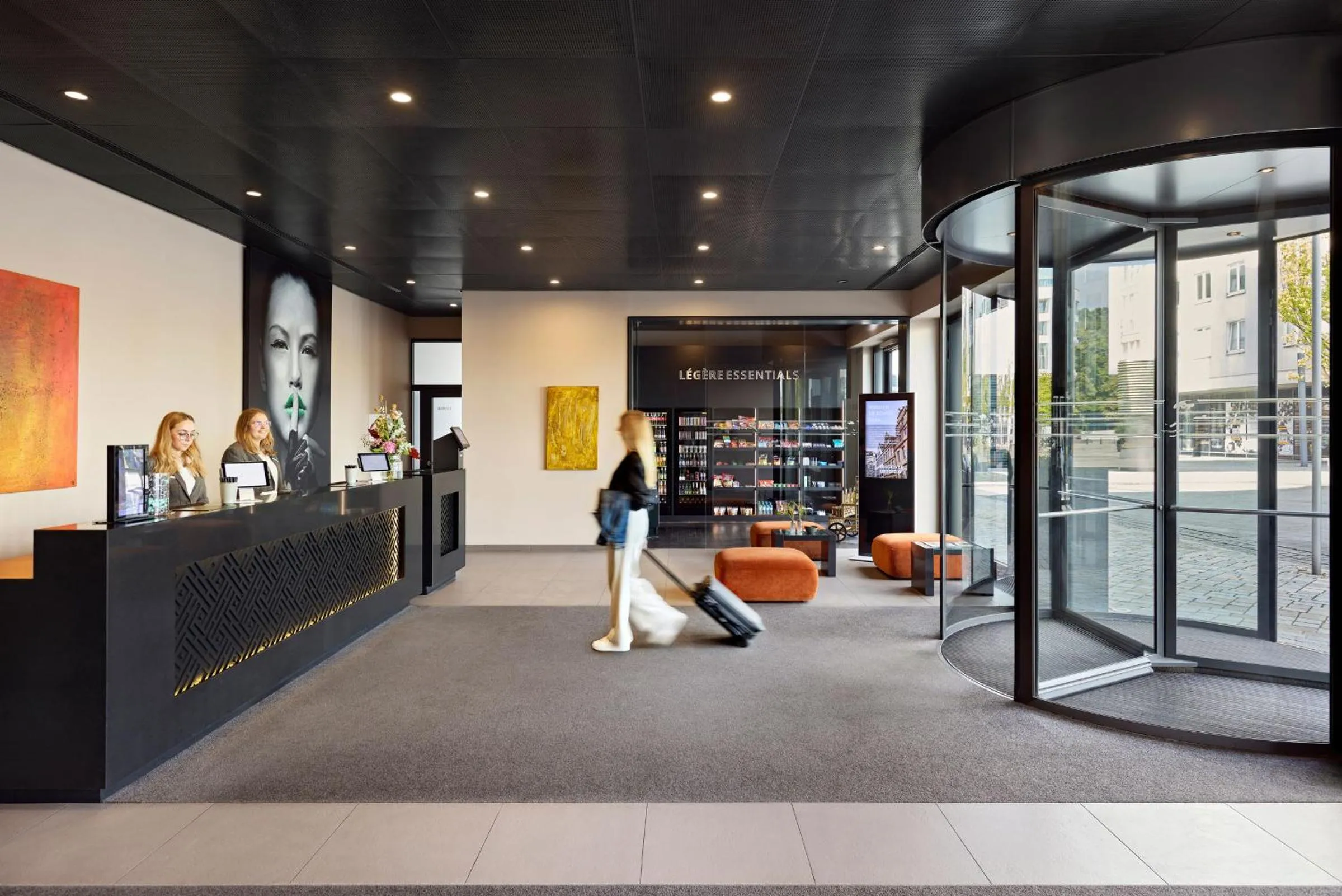 Lobby or reception in LEGERE HOTEL Bielefeld