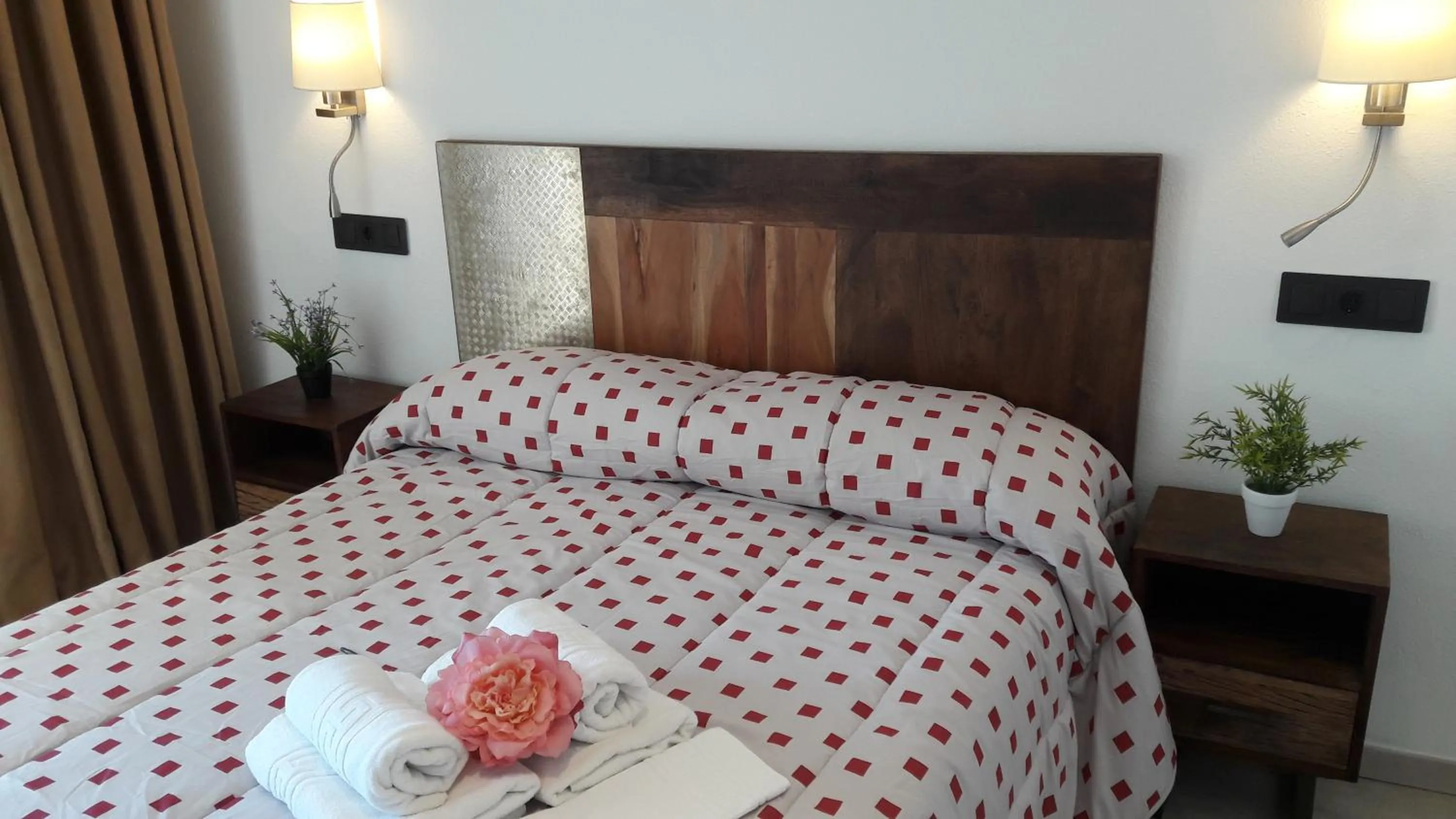 Photo of the whole room, Bed in Hotel Vela