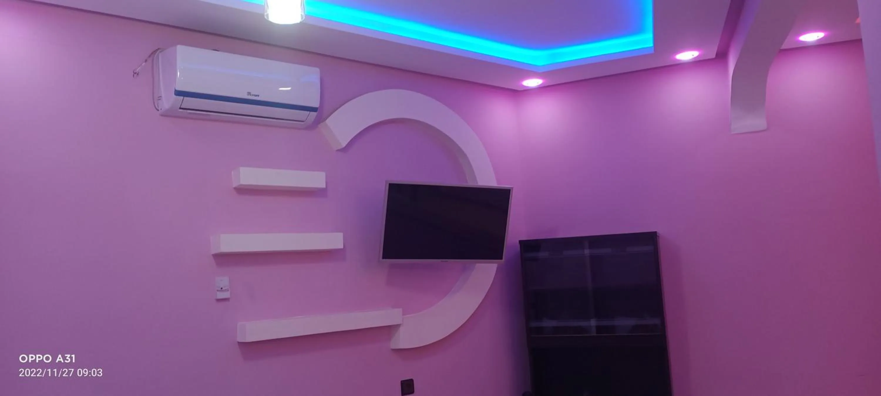 currency exchange in Hôtel Ajil Cascades D'ouzoud