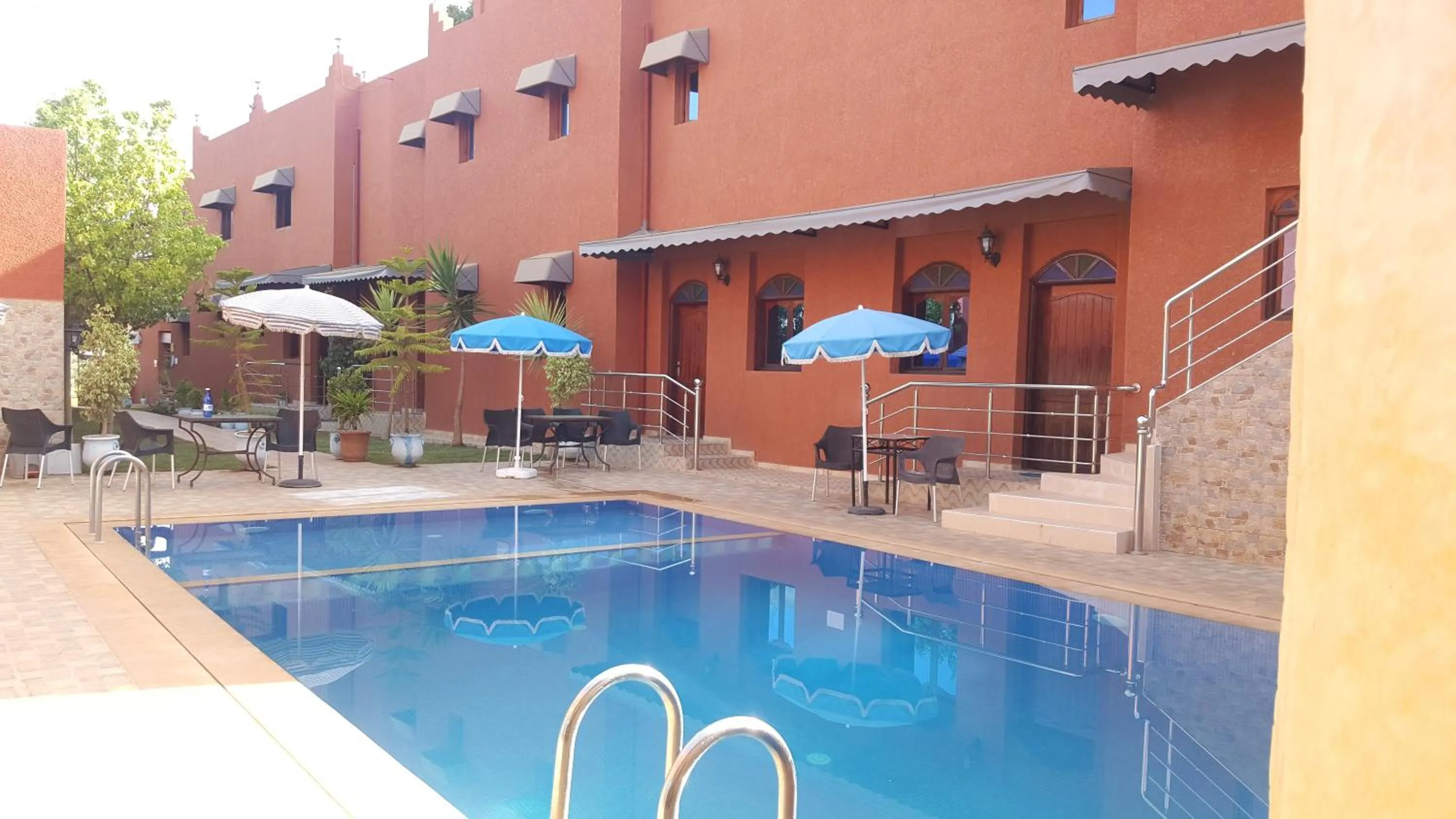 Swimming pool in Hôtel Ajil Cascades D'ouzoud