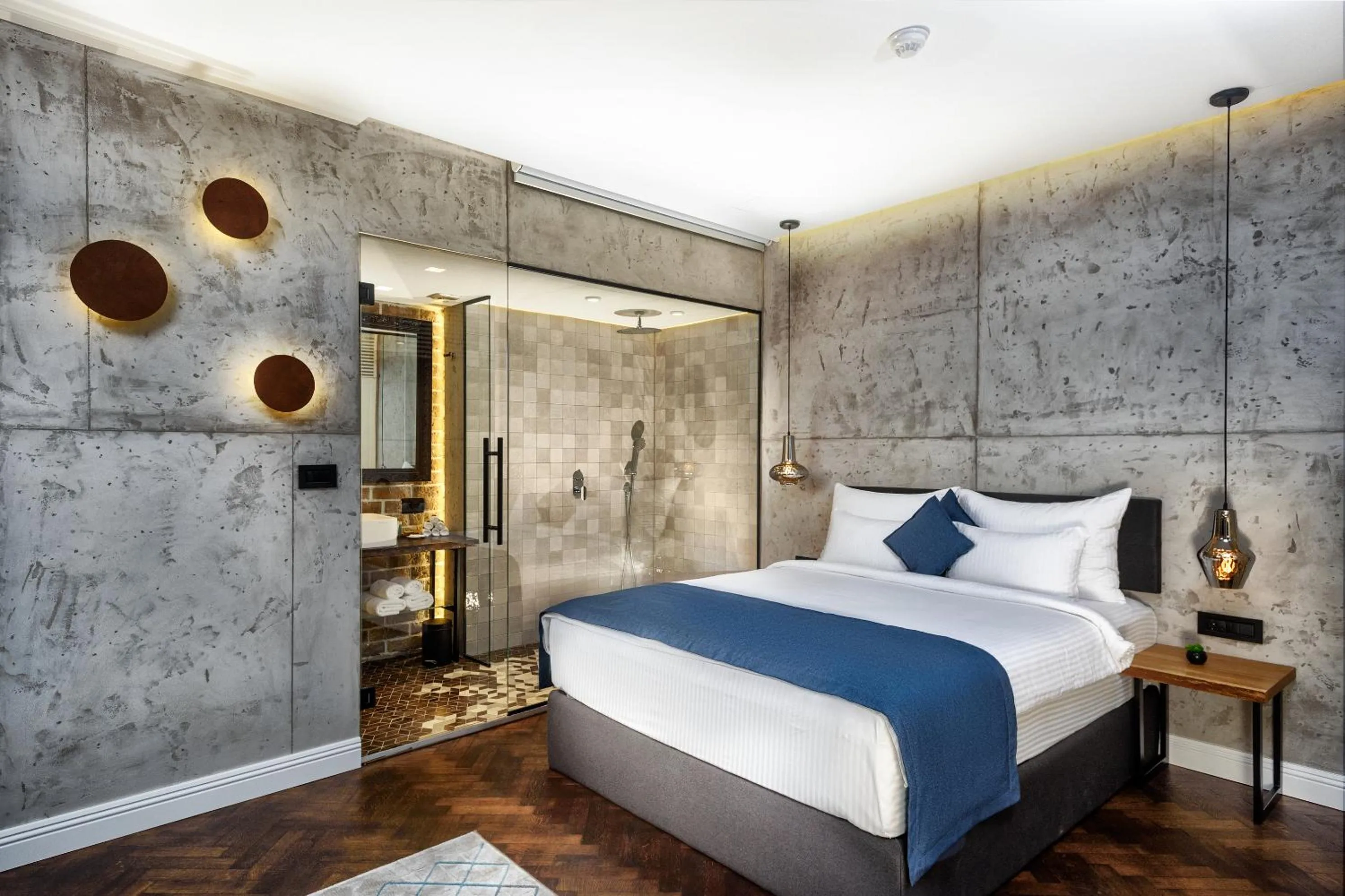 Photo of the whole room, Bed in One Luxury Suites