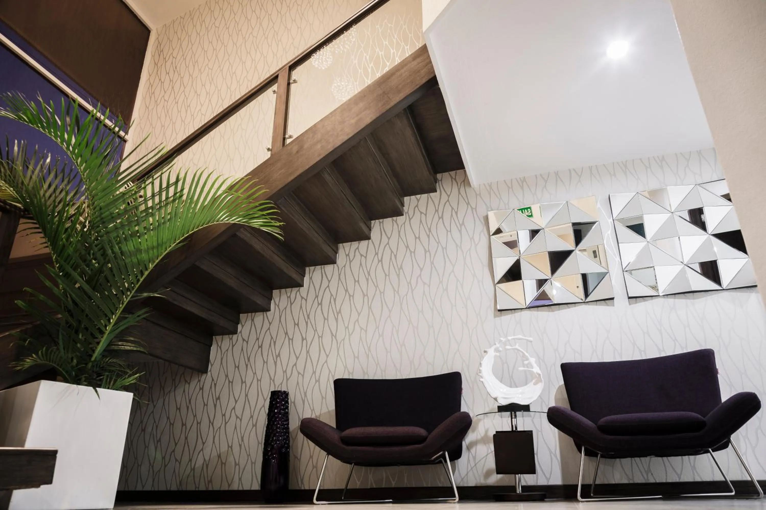 Lobby or reception in Hotel Platino Expo Guadalajara