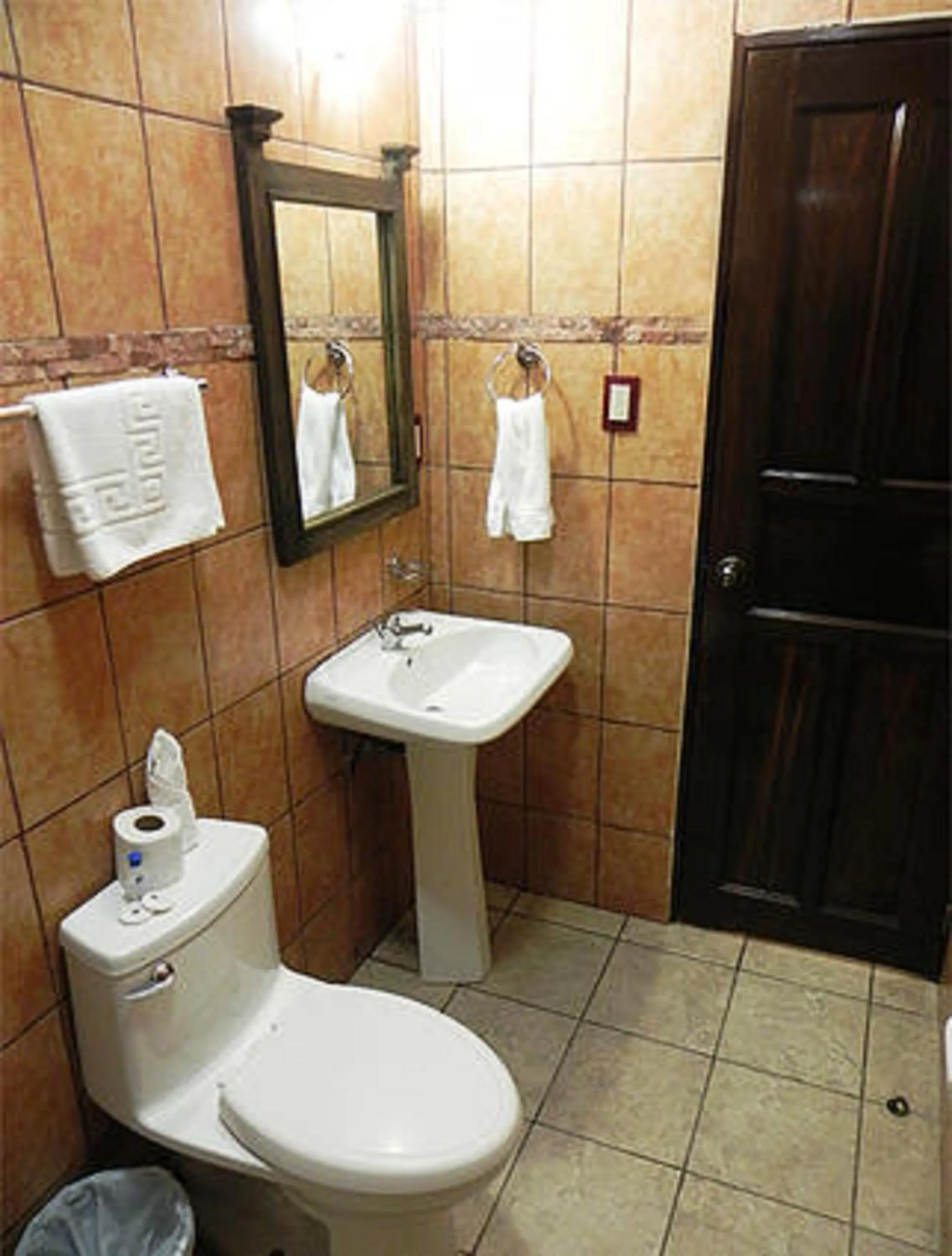 Bathroom in Hotel Puerto Libre