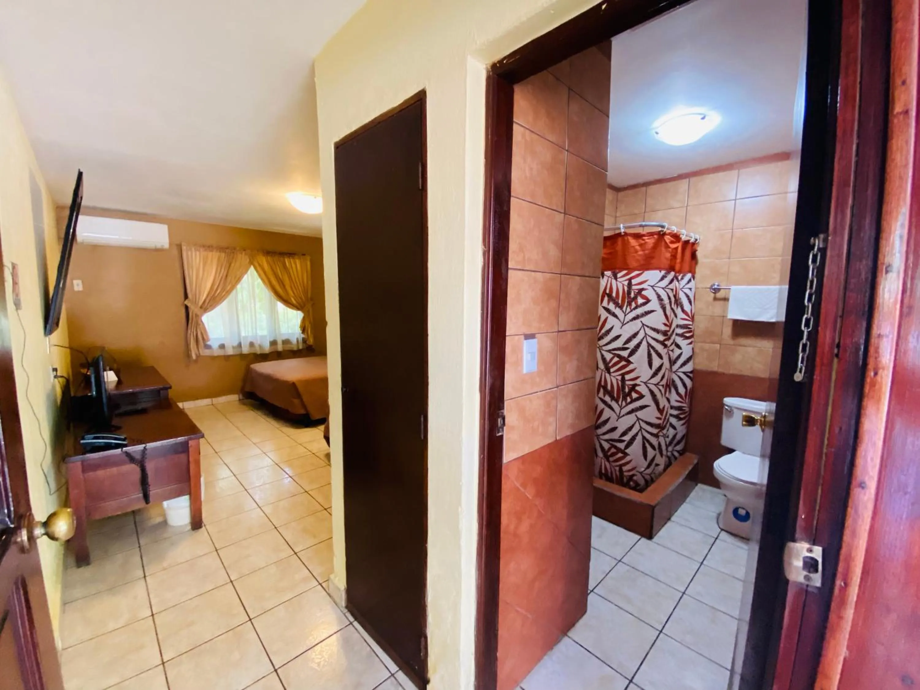 Bathroom in Hotel Puerto Libre