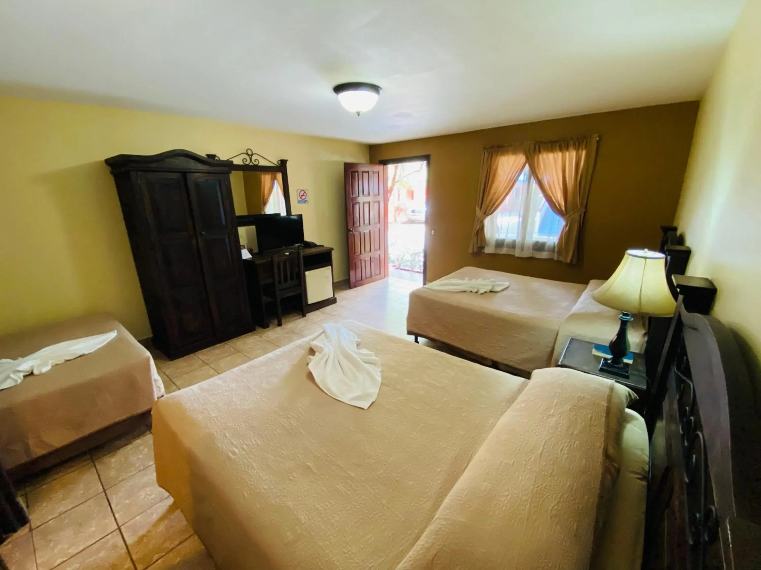 Family Room in Hotel Puerto Libre Family Room in Hotel Puerto Libre