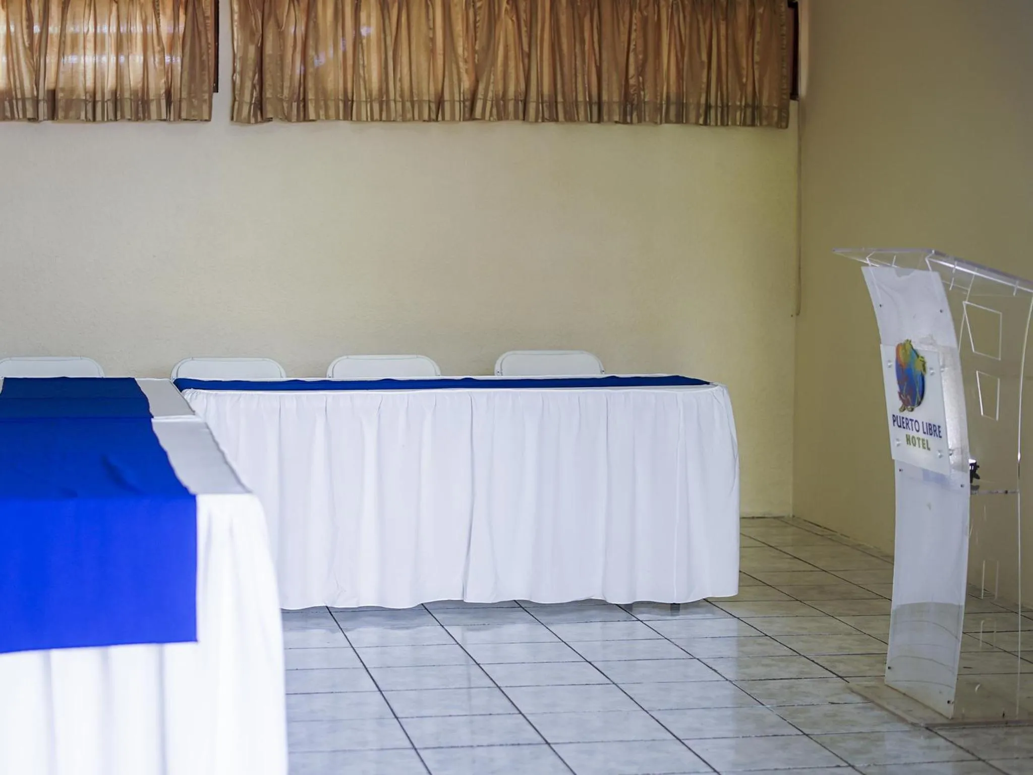 Meeting/conference room in Hotel Puerto Libre