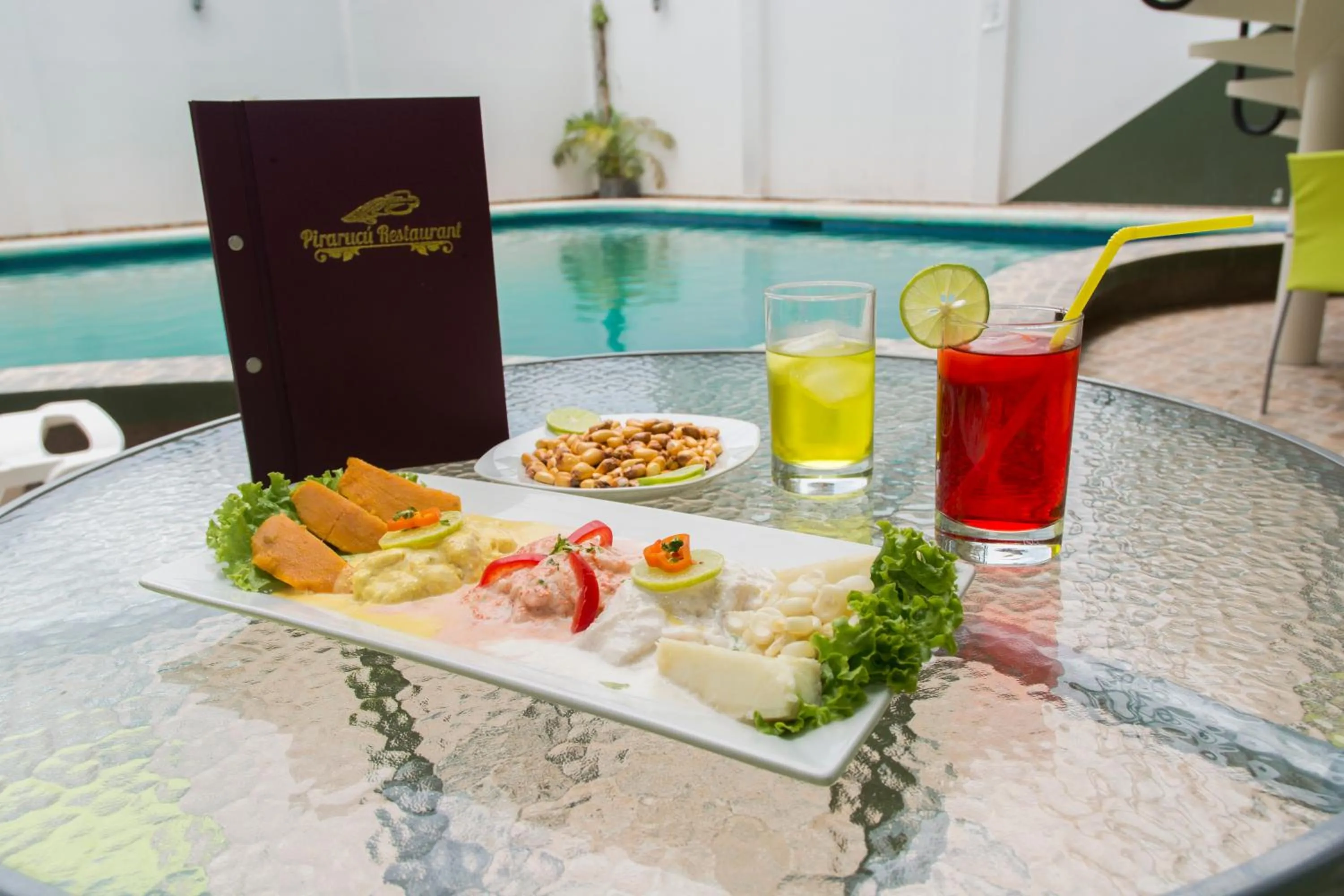 Restaurant/places to eat in Hotel Jhor Bush