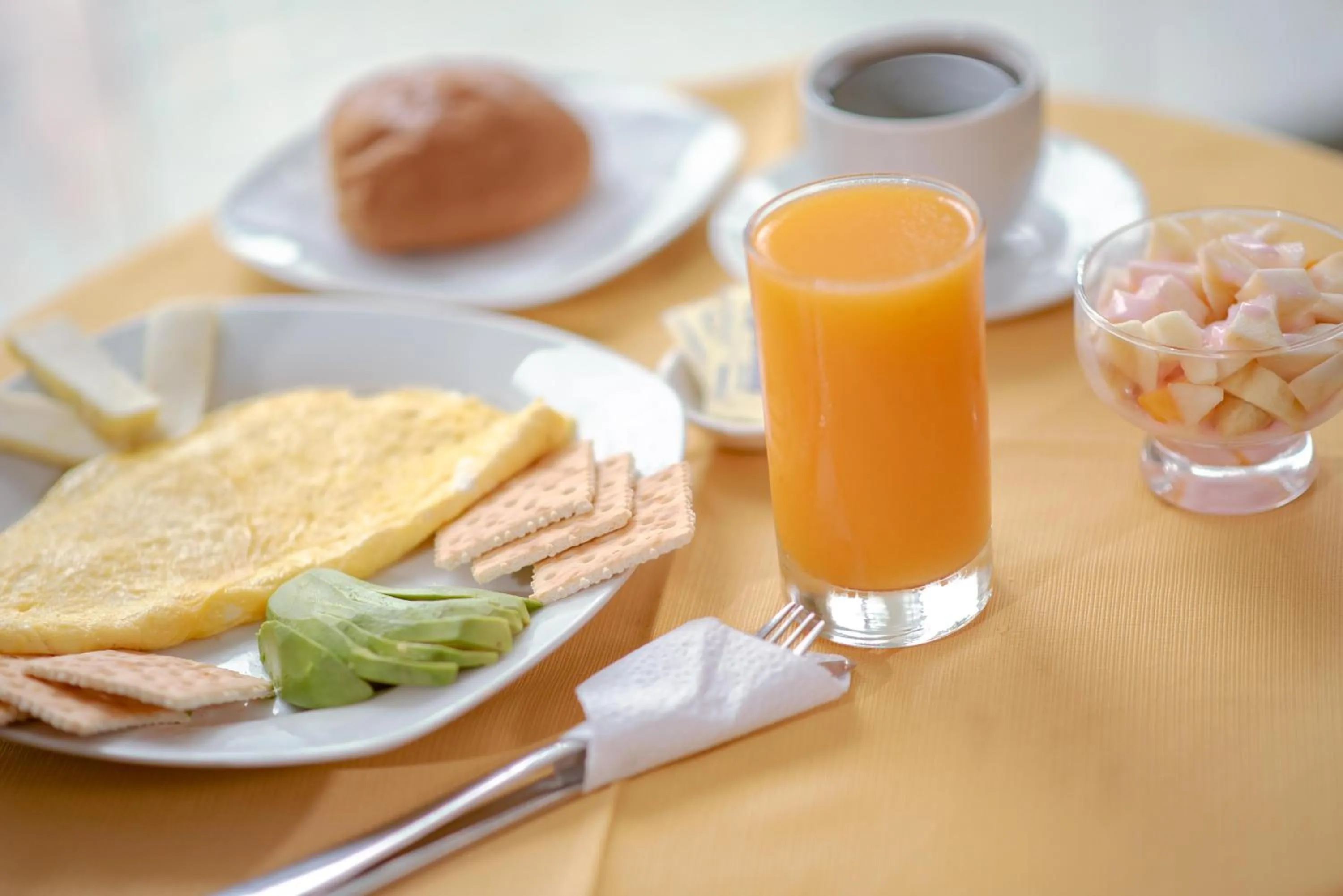 Breakfast in Hotel Jhor Bush