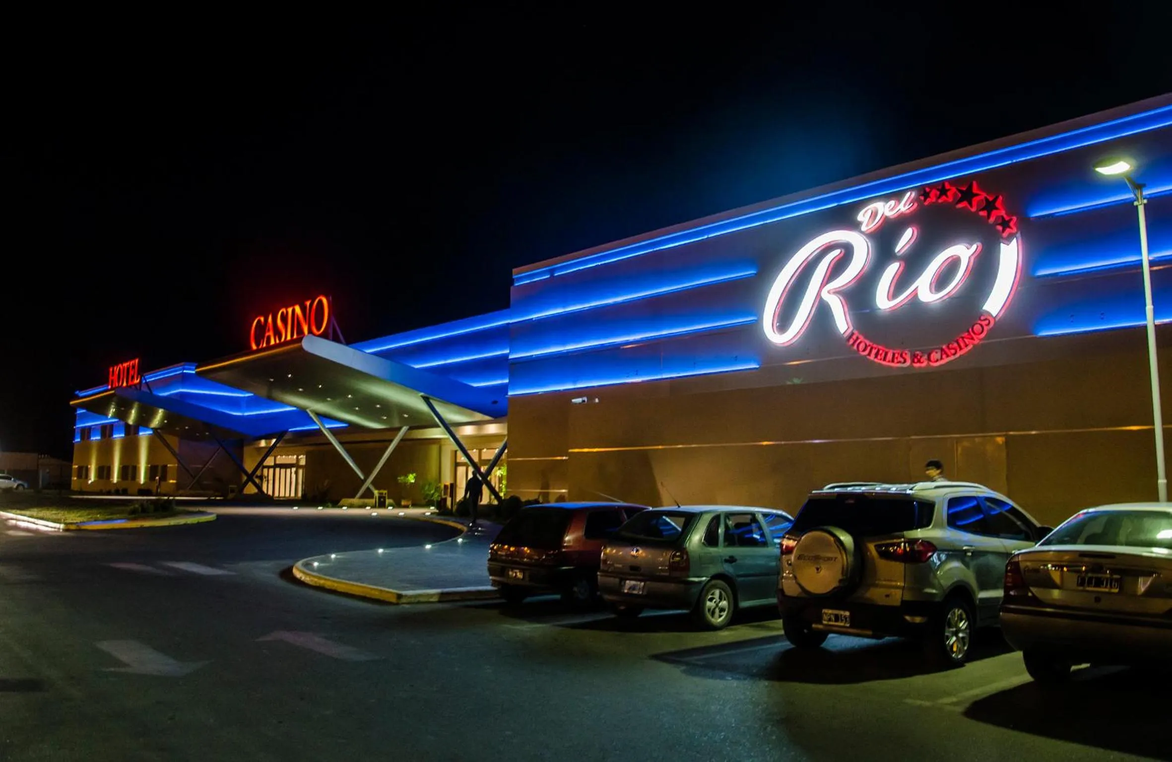 Facade/entrance in Hotel y Casino Del Río - General Roca