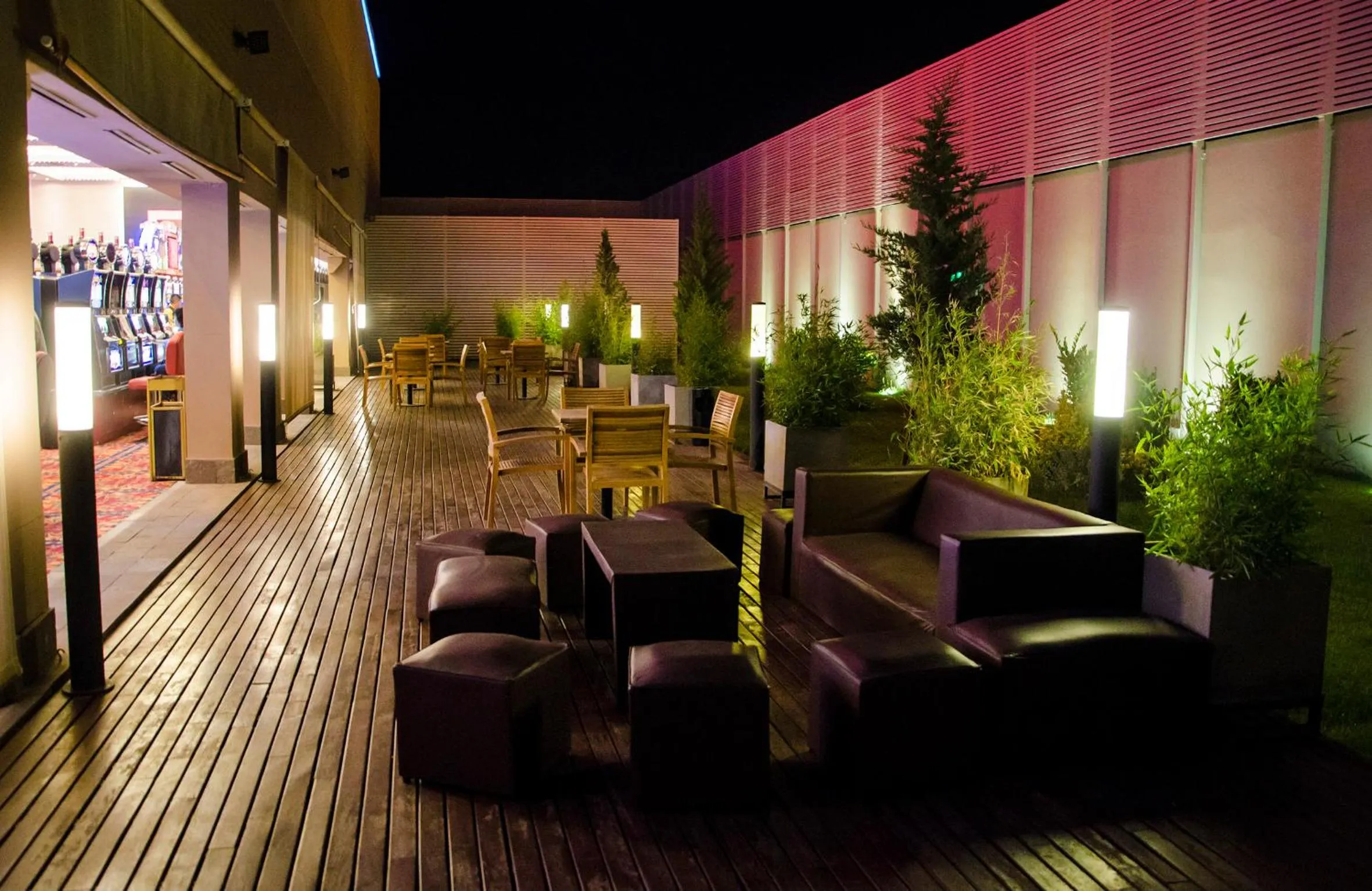 Patio in Hotel y Casino Del Río - General Roca