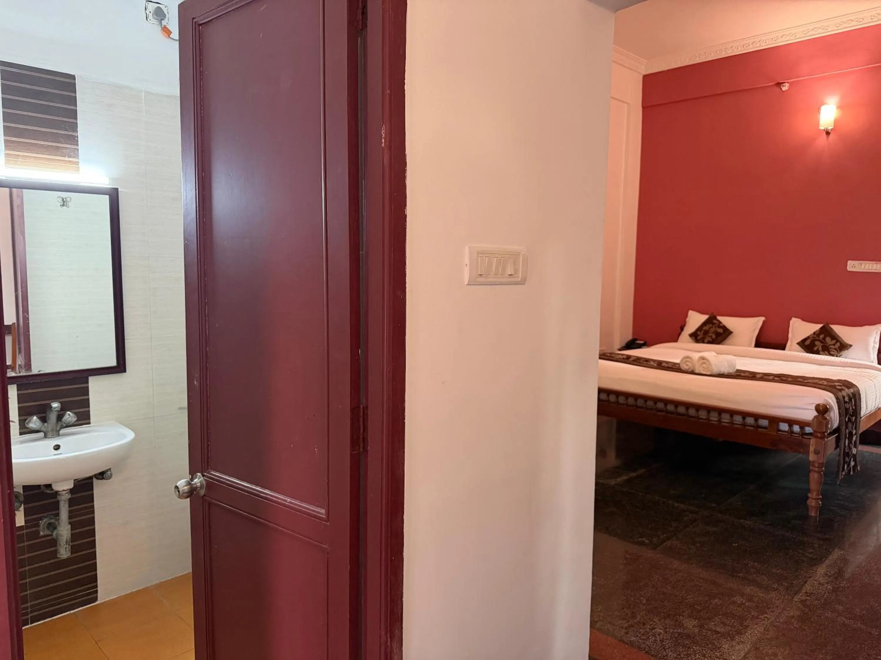 Bedroom, Bed in Bon Sejour