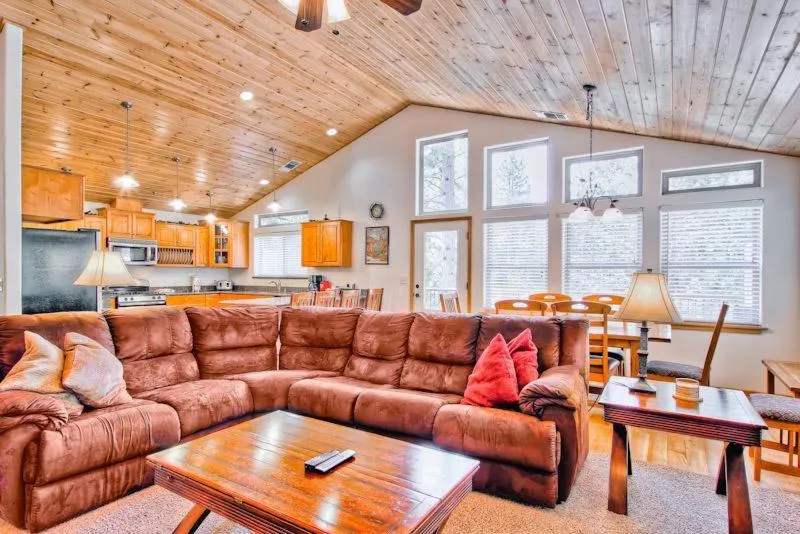 Bears Den & Little Bear