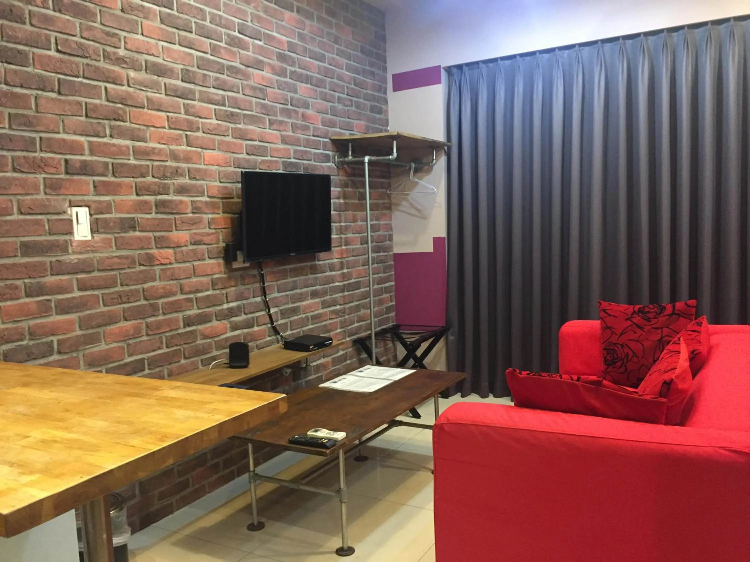 TV and multimedia in Bear Hotel