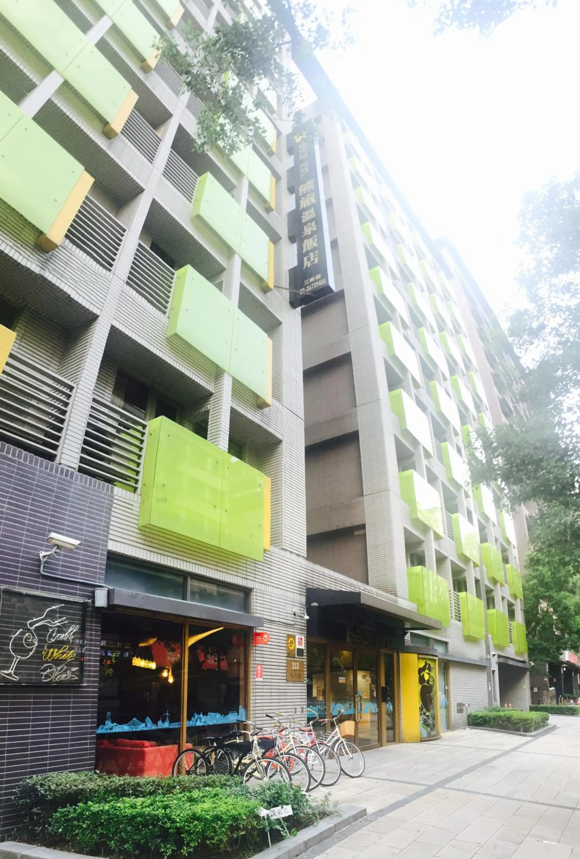 Property building in Bear Hotel