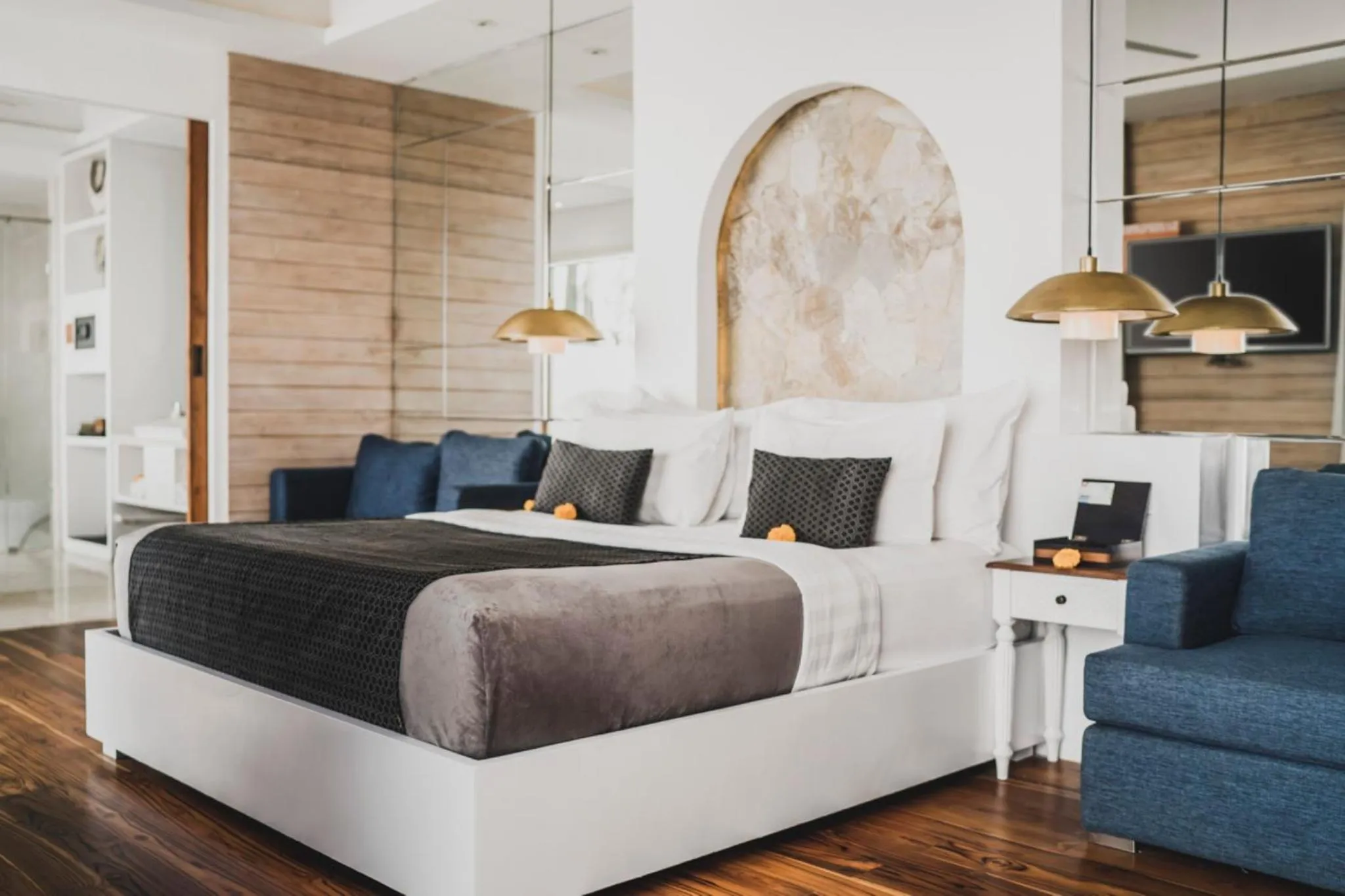 Photo of the whole room, Bed in Aleva Villa Seminyak by Ini Vie Hospitality