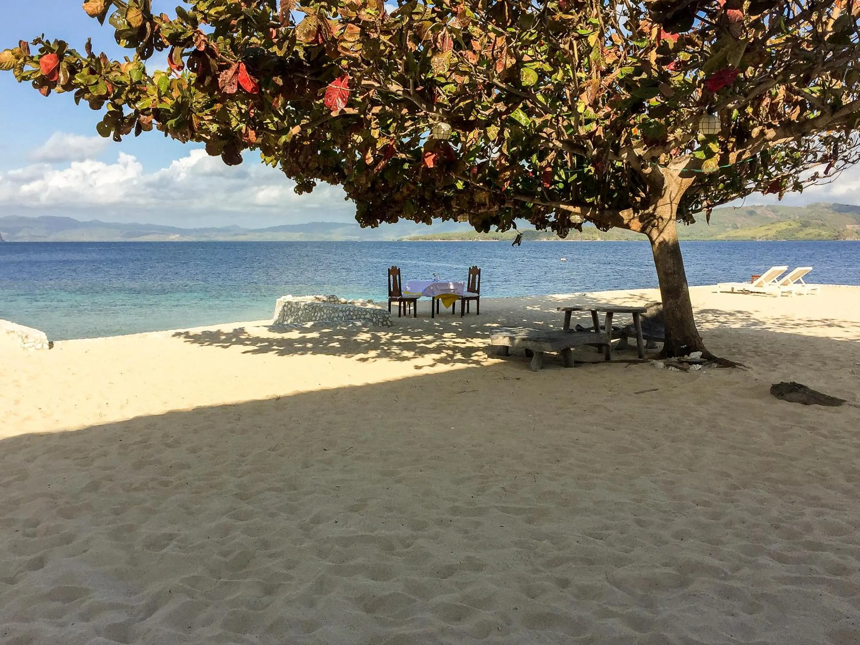 Beach in NoaNoa Private Island