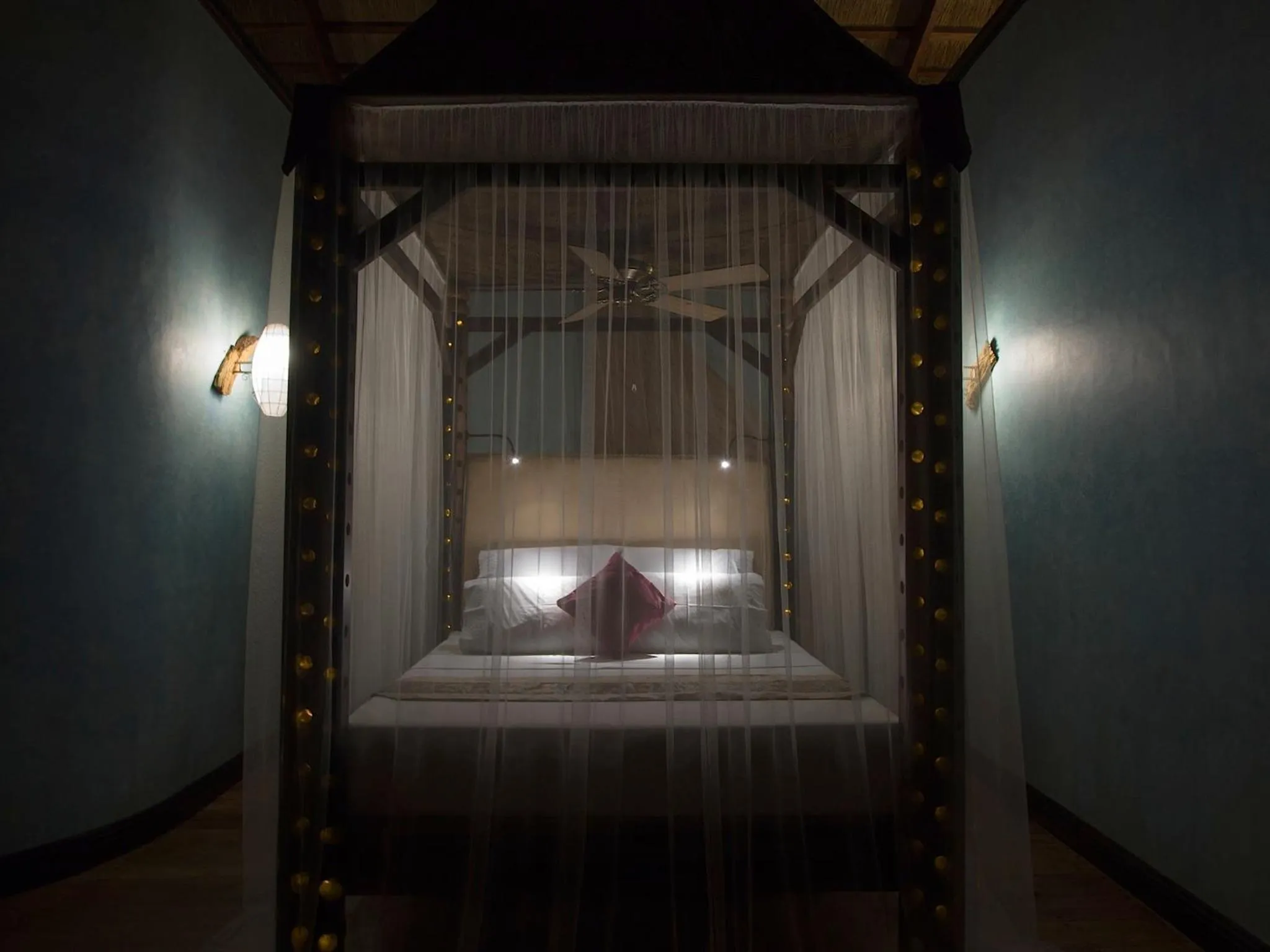 Bed in NoaNoa Private Island