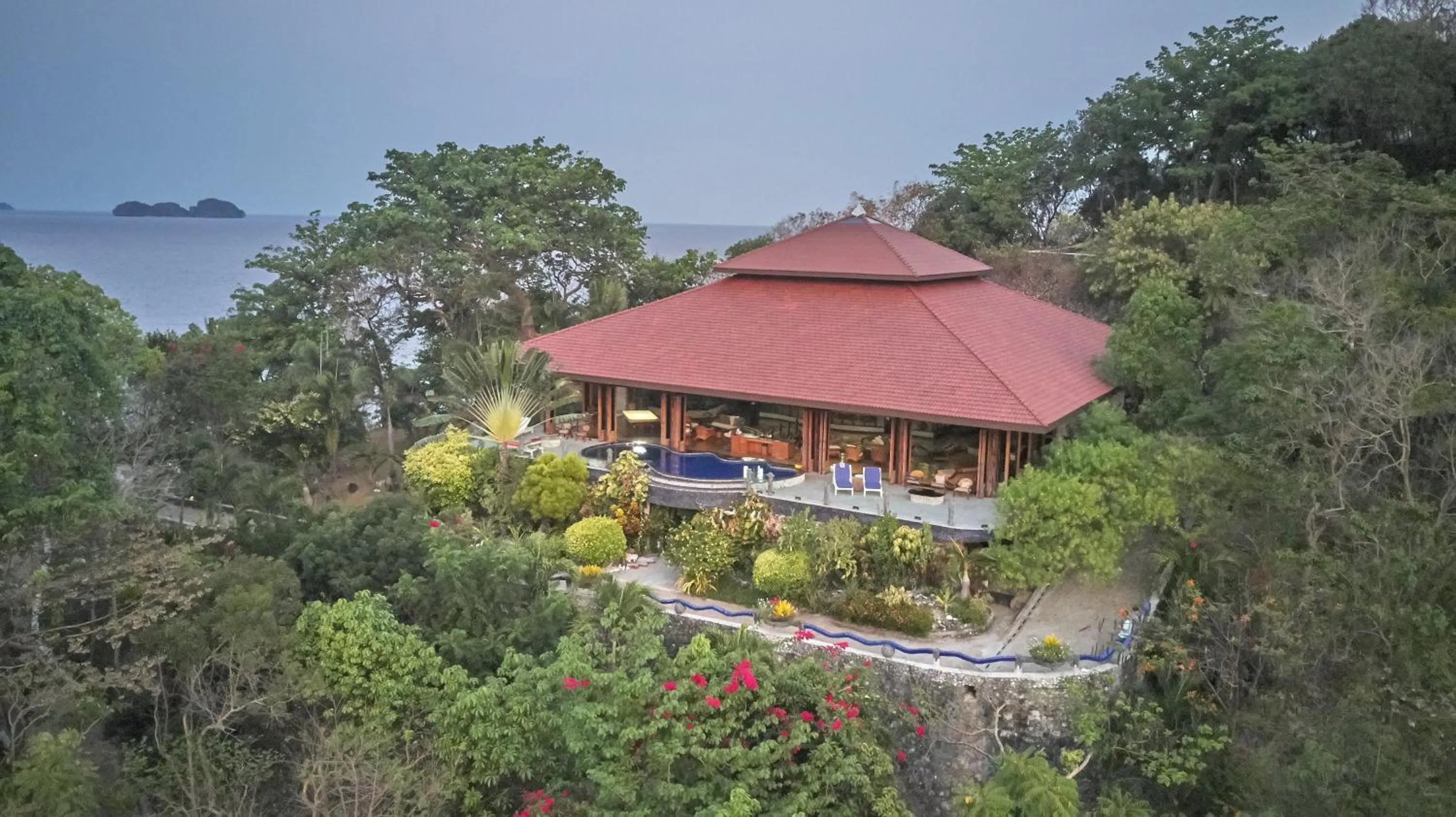 NoaNoa Private Island