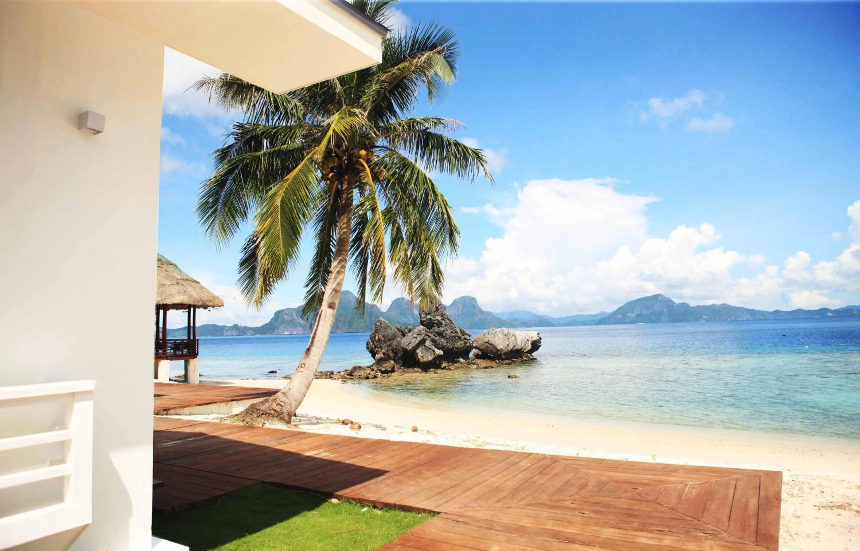 Natural landscape in Matinloc Island Resort