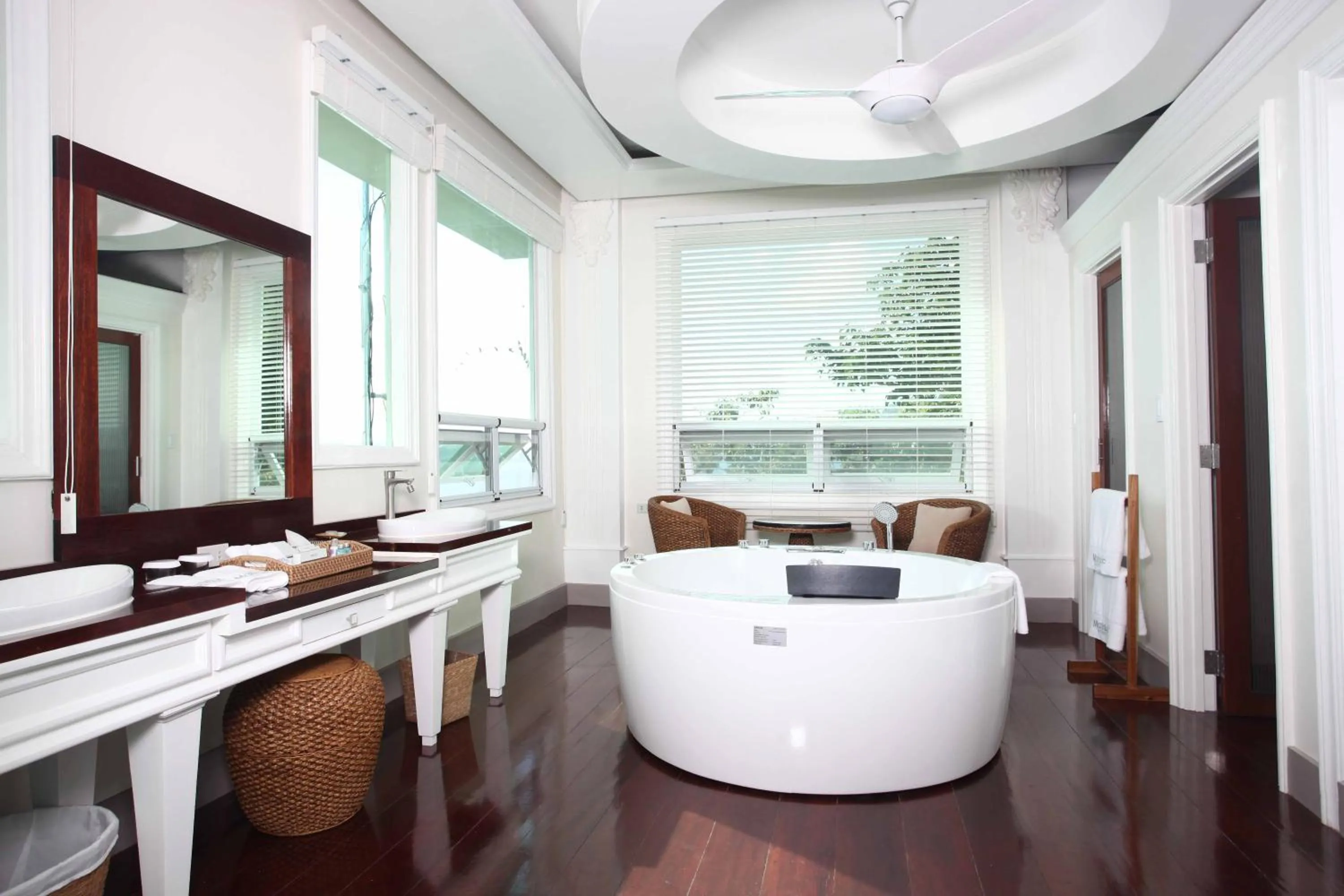Bathroom in Matinloc Island Resort