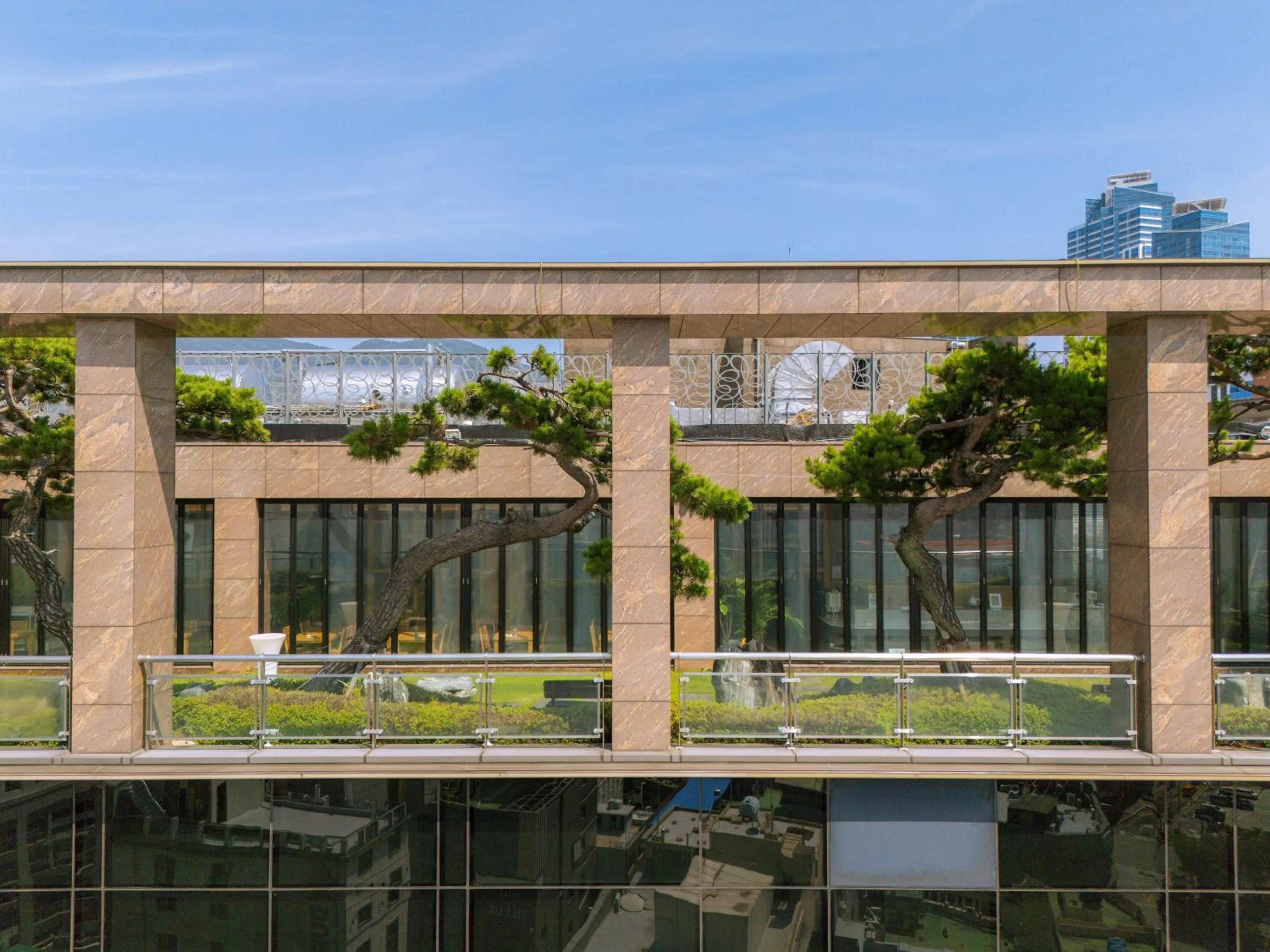 Facade/entrance in Arban Hotel