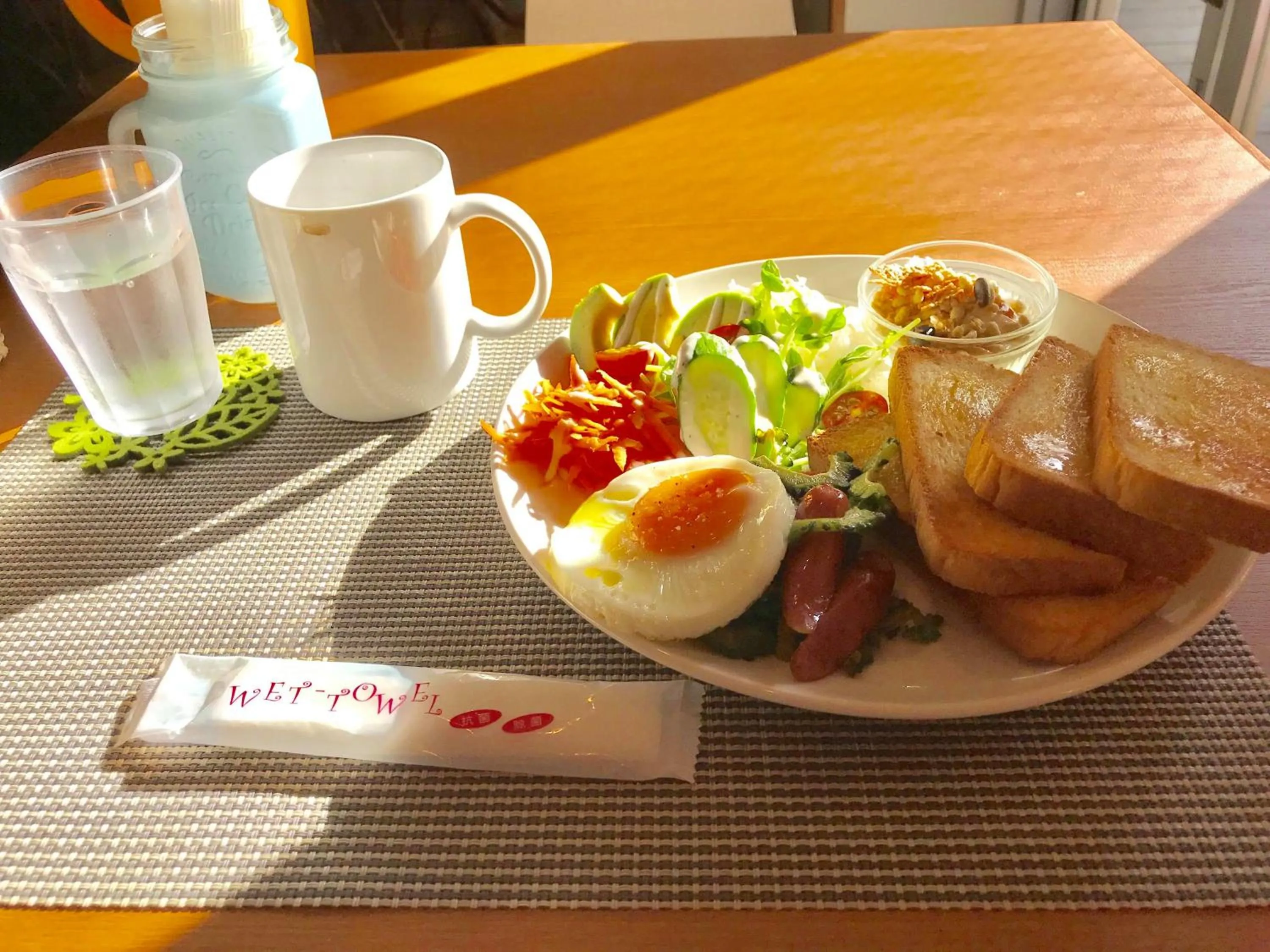 Continental breakfast in Lulaliya