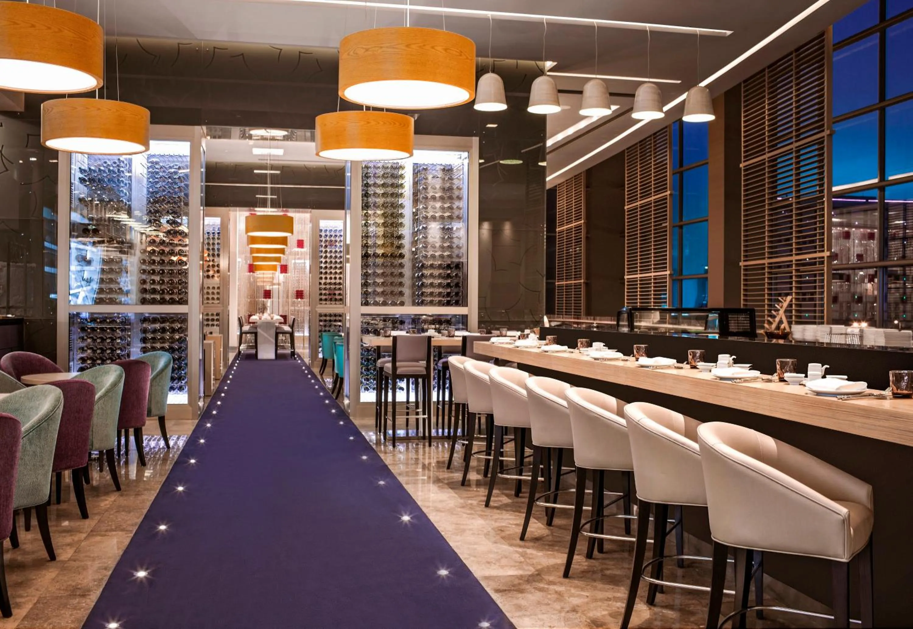 Restaurant/places to eat in Downtown Rotana