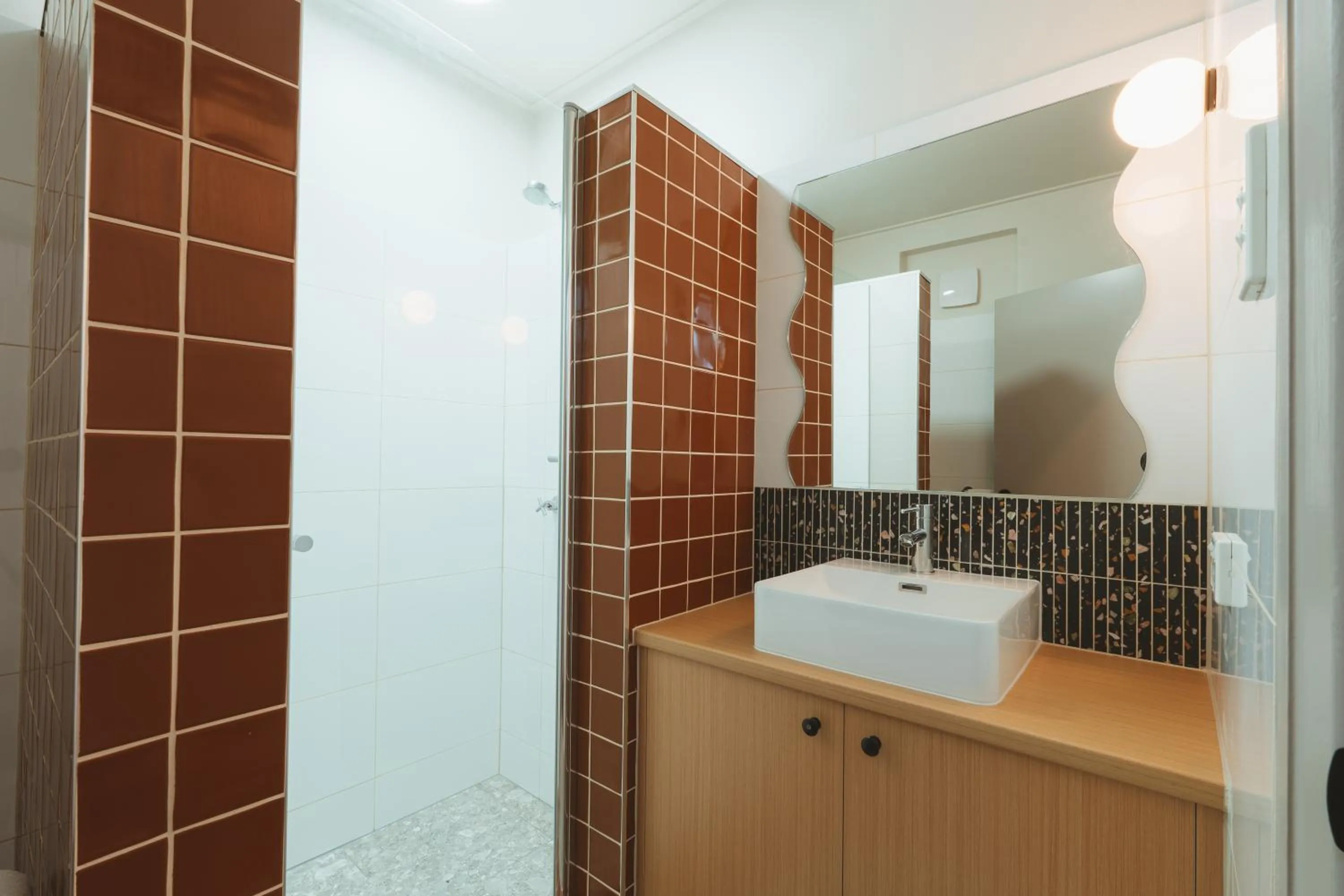 Bathroom in Hotel Allen