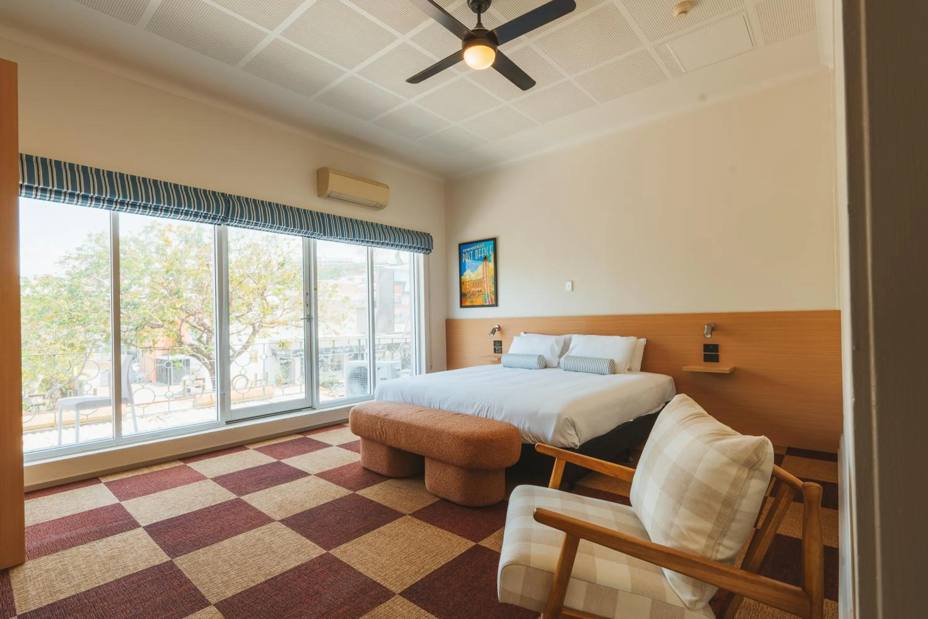 Bedroom, Bed in Hotel Allen