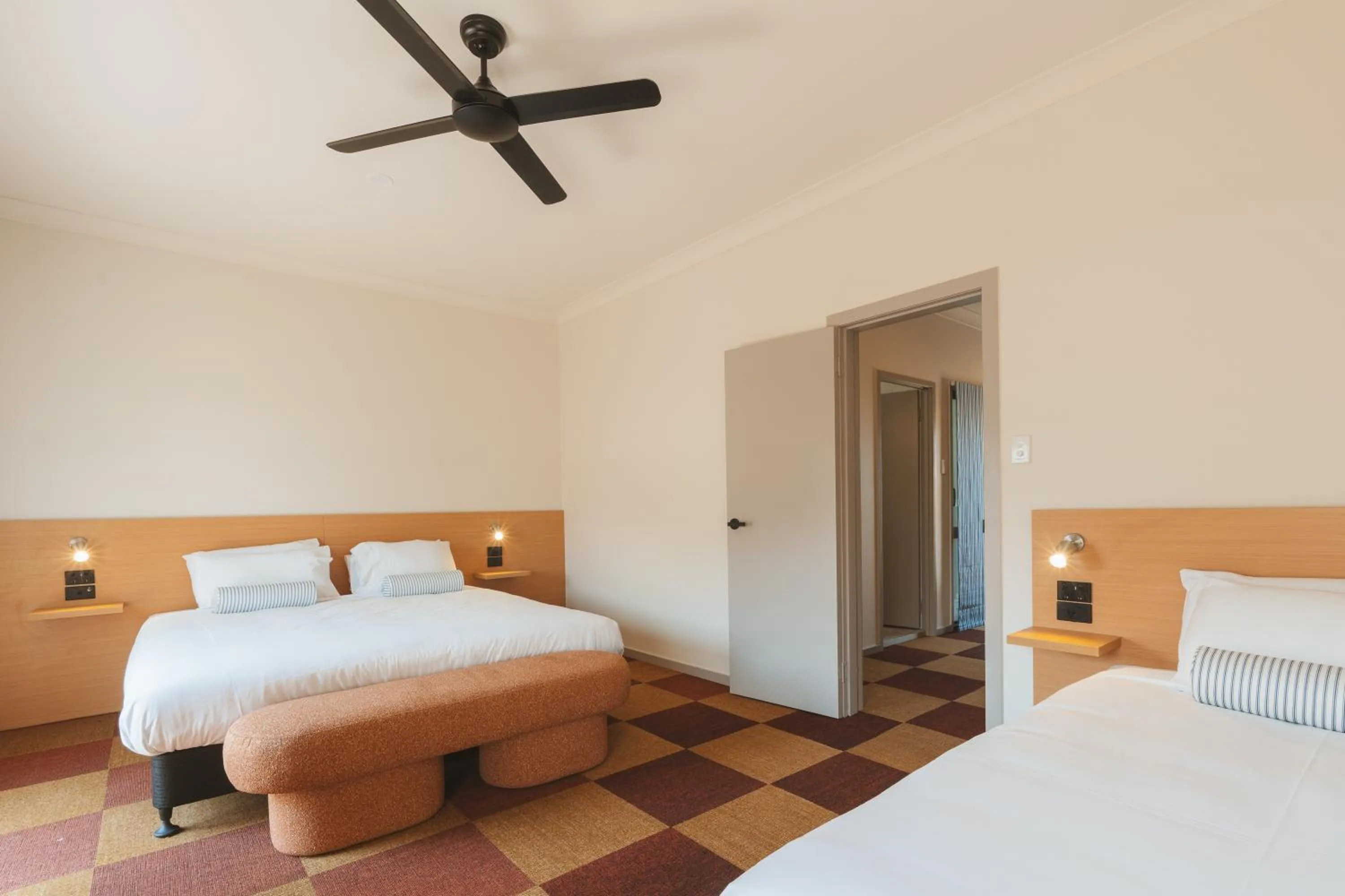 Bedroom, Bed in Hotel Allen