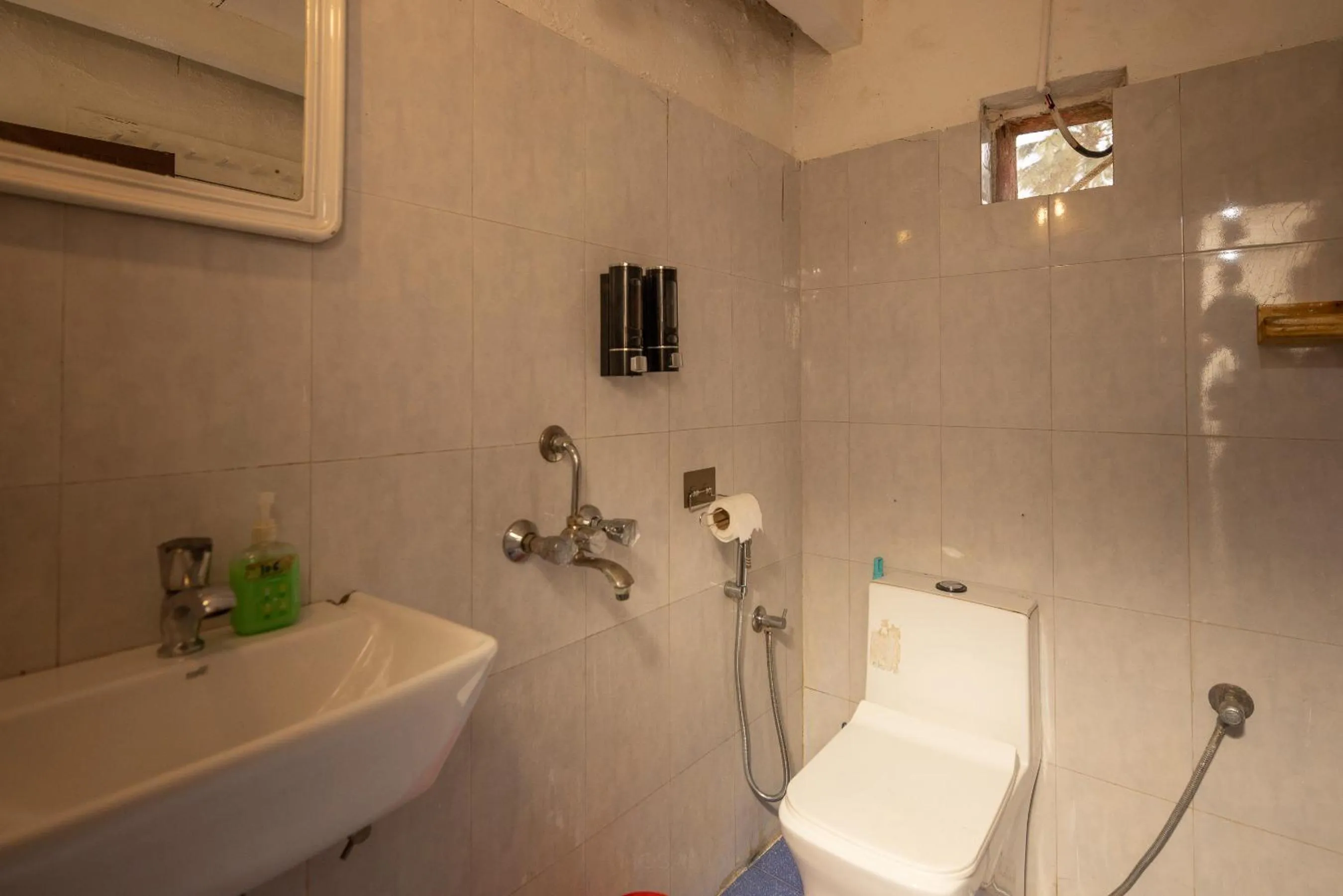 Shower in Forget Me Not Resort