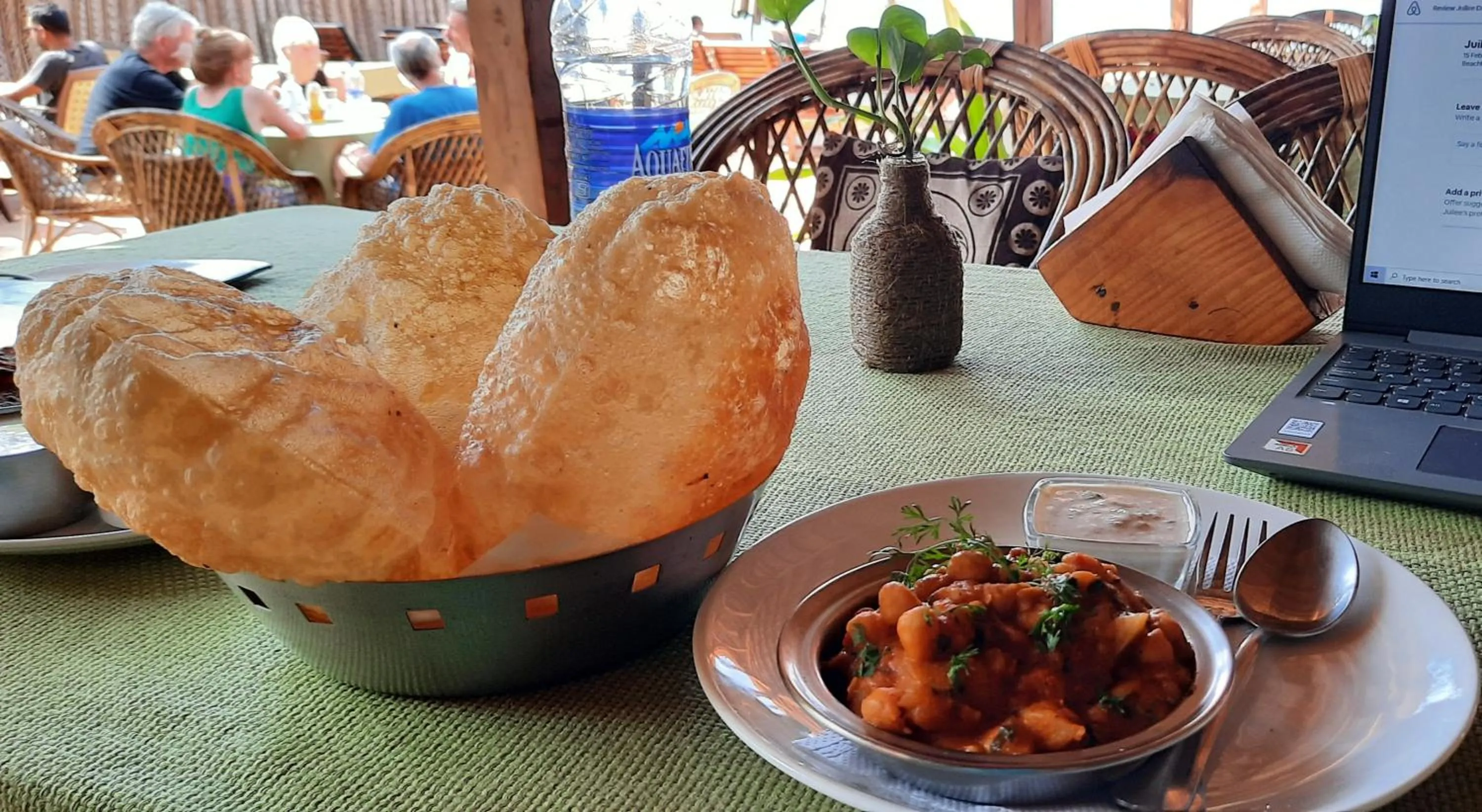 Food in Forget Me Not Resort