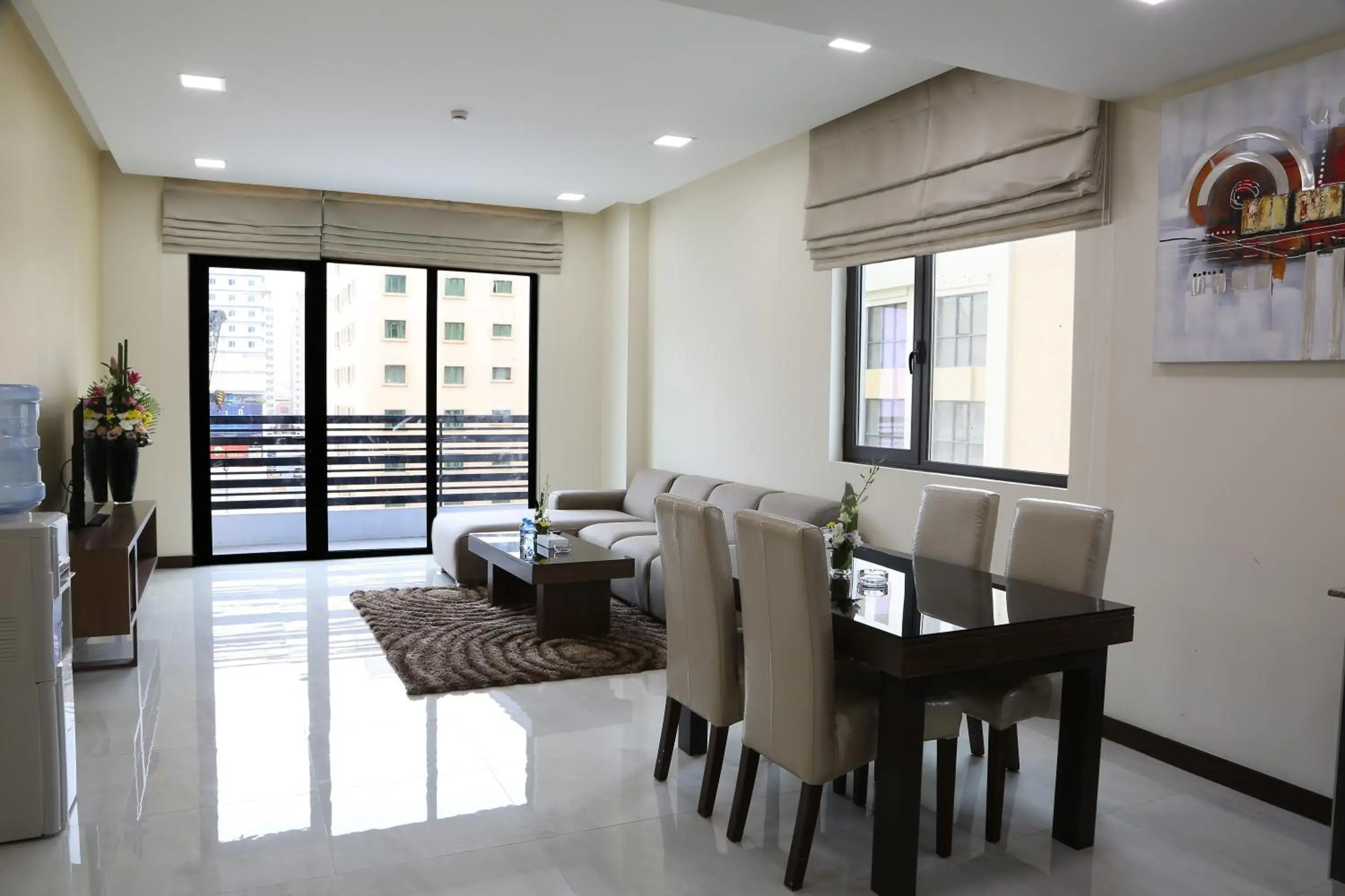 Junior Suite in Belle Tower Apartments Junior Suite in Belle Tower Apartments