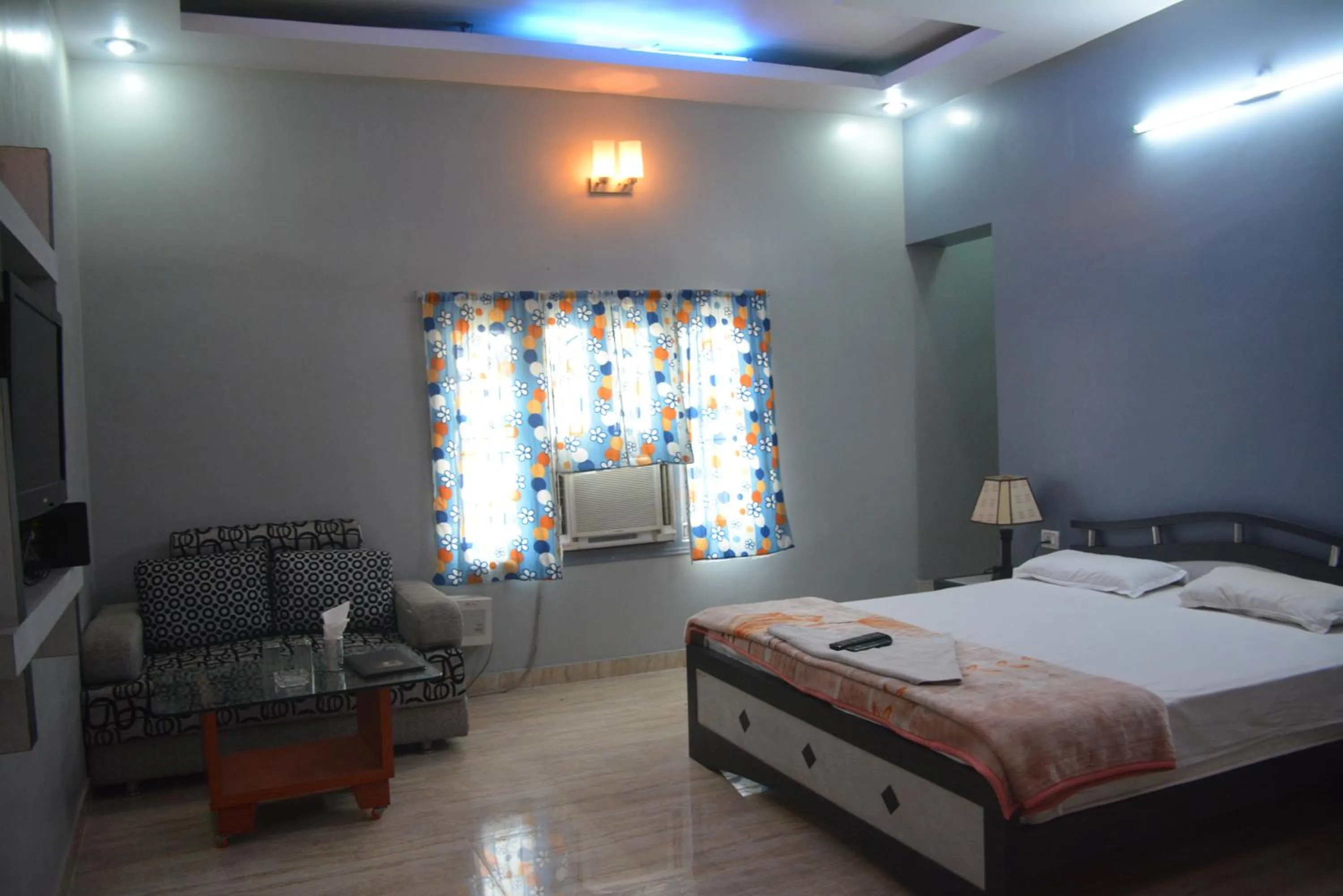 Bed in Hotel Naveen Residency