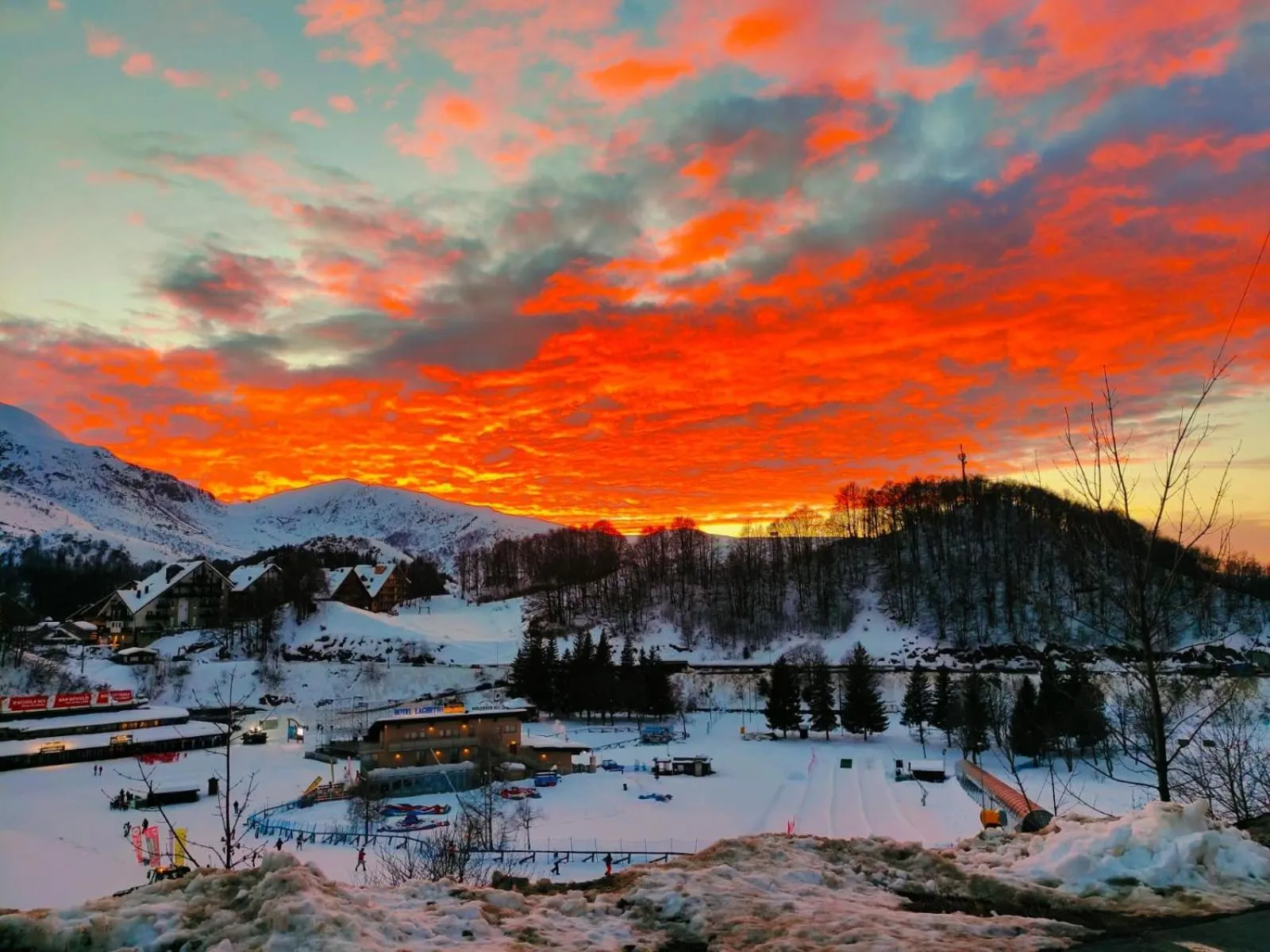 Property building in Hotel Laghetto