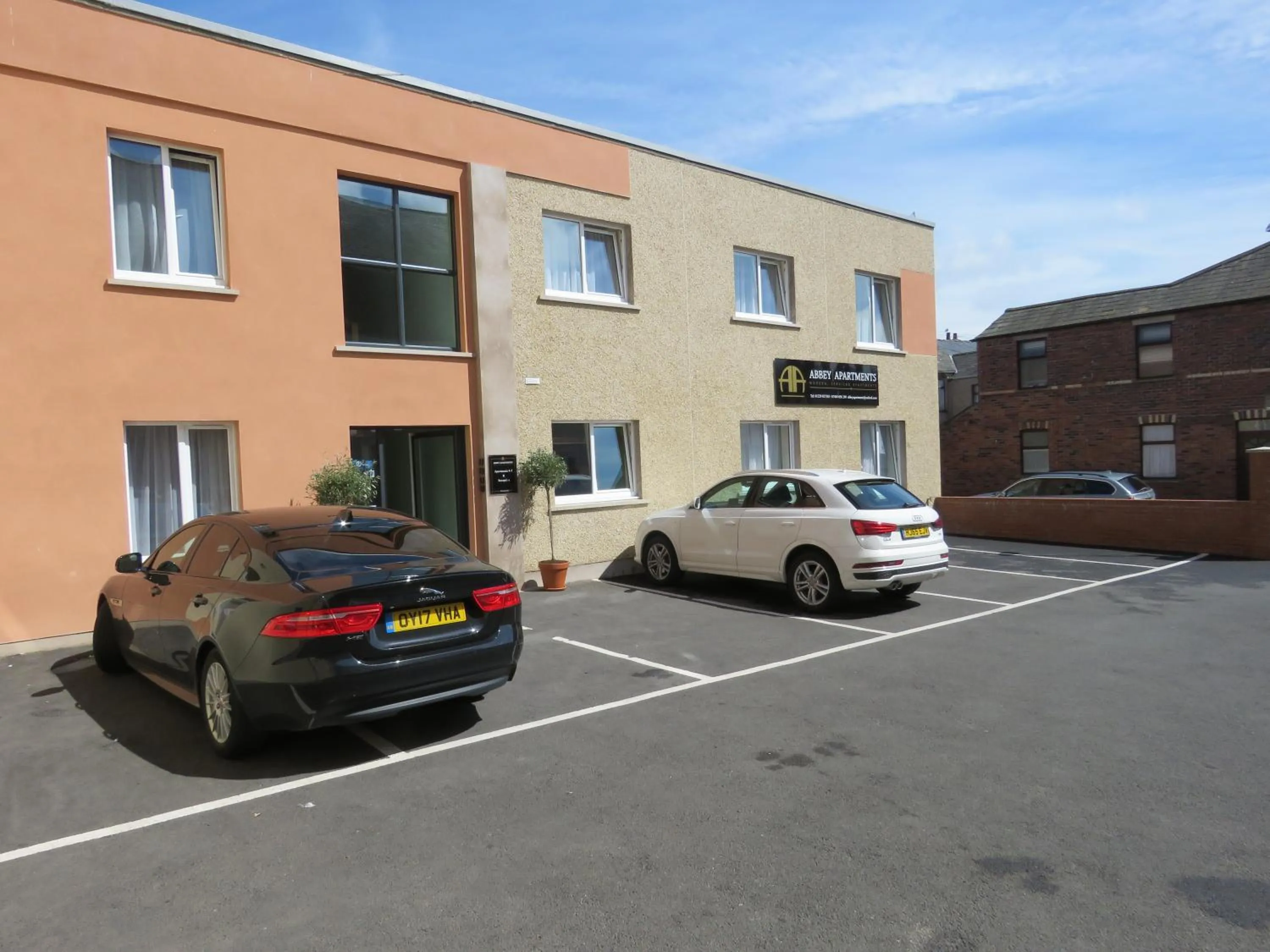 Facade/entrance in Abbey Apartments Modern ApartHotel for Tourists & Professionals