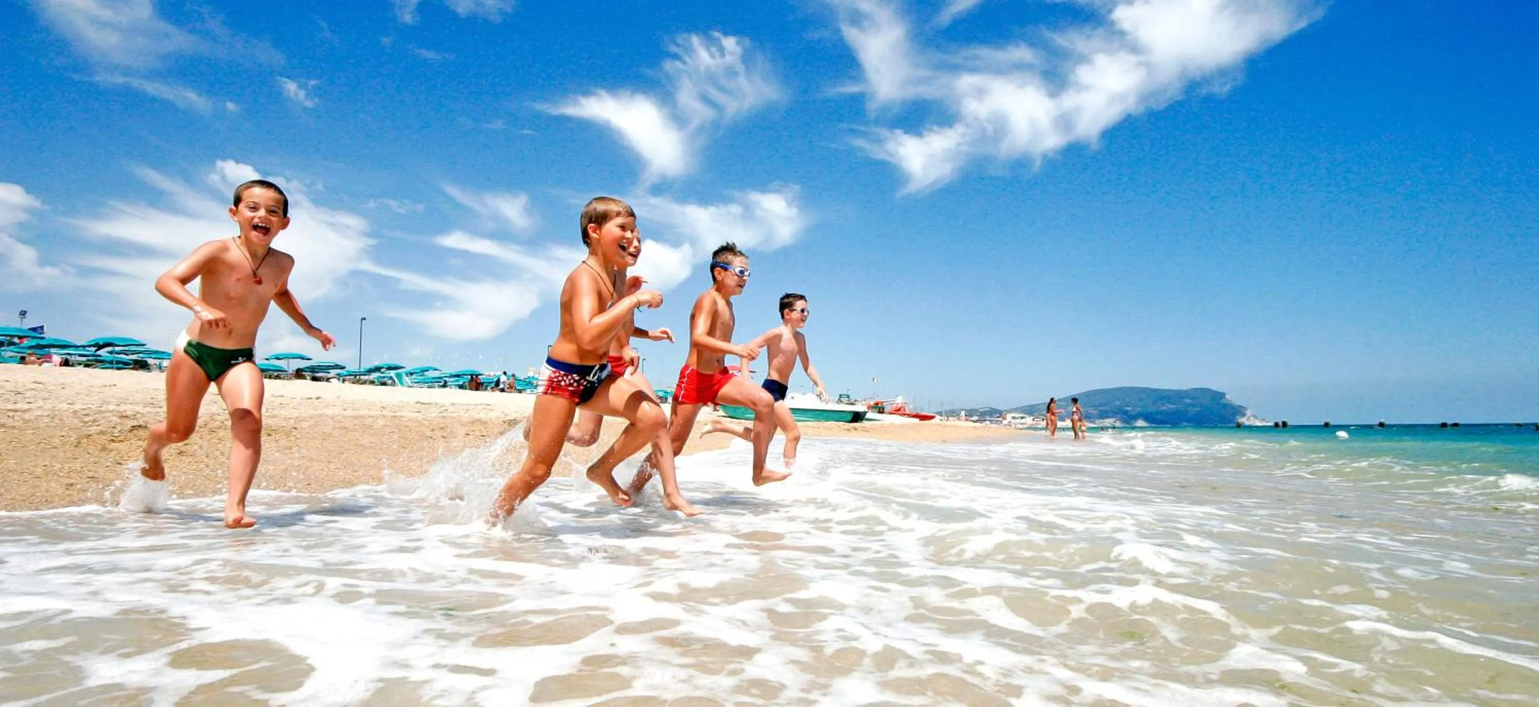 Beach in Residence I Giardini Del Conero