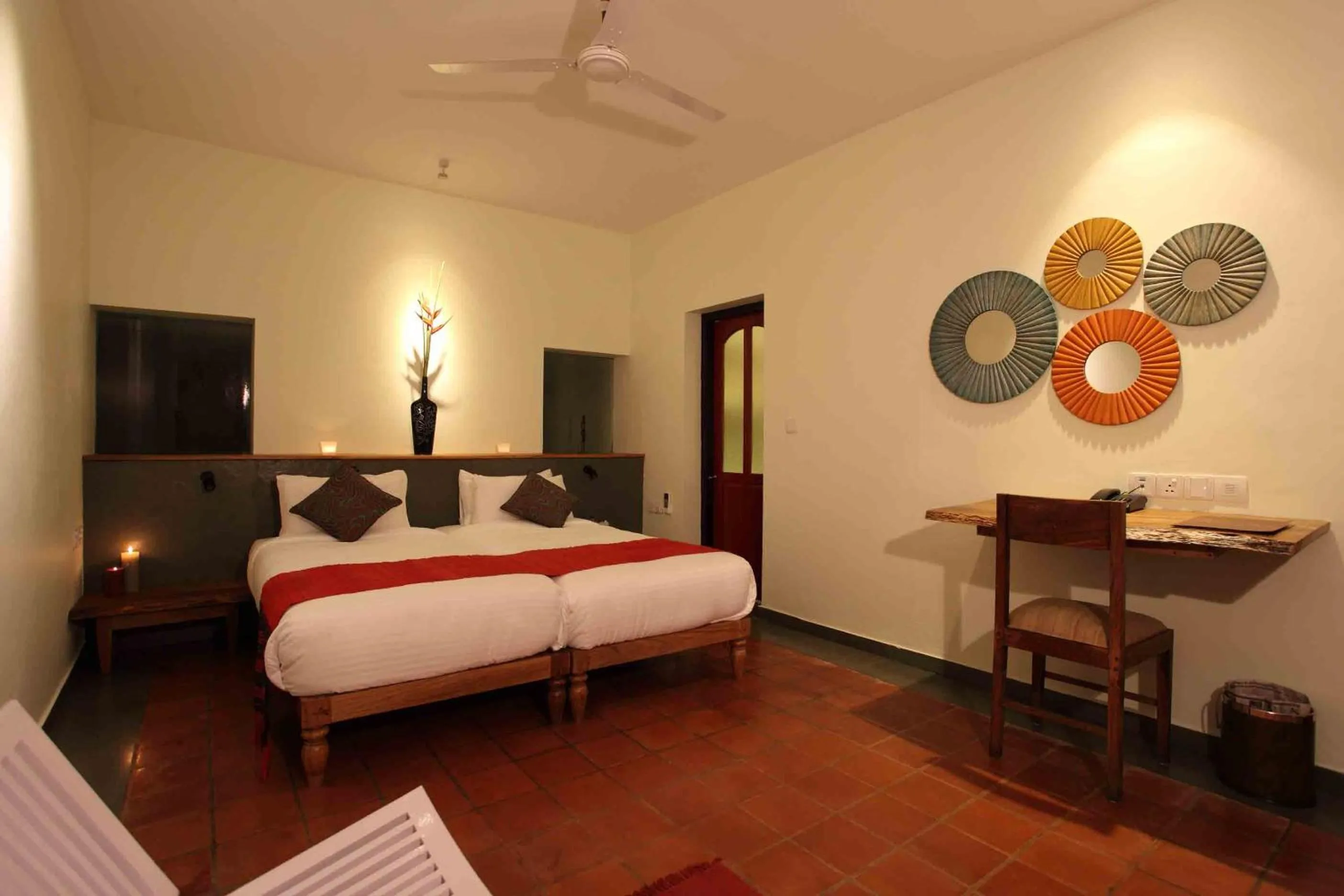 Bedroom, Bed in Rainforest Resort