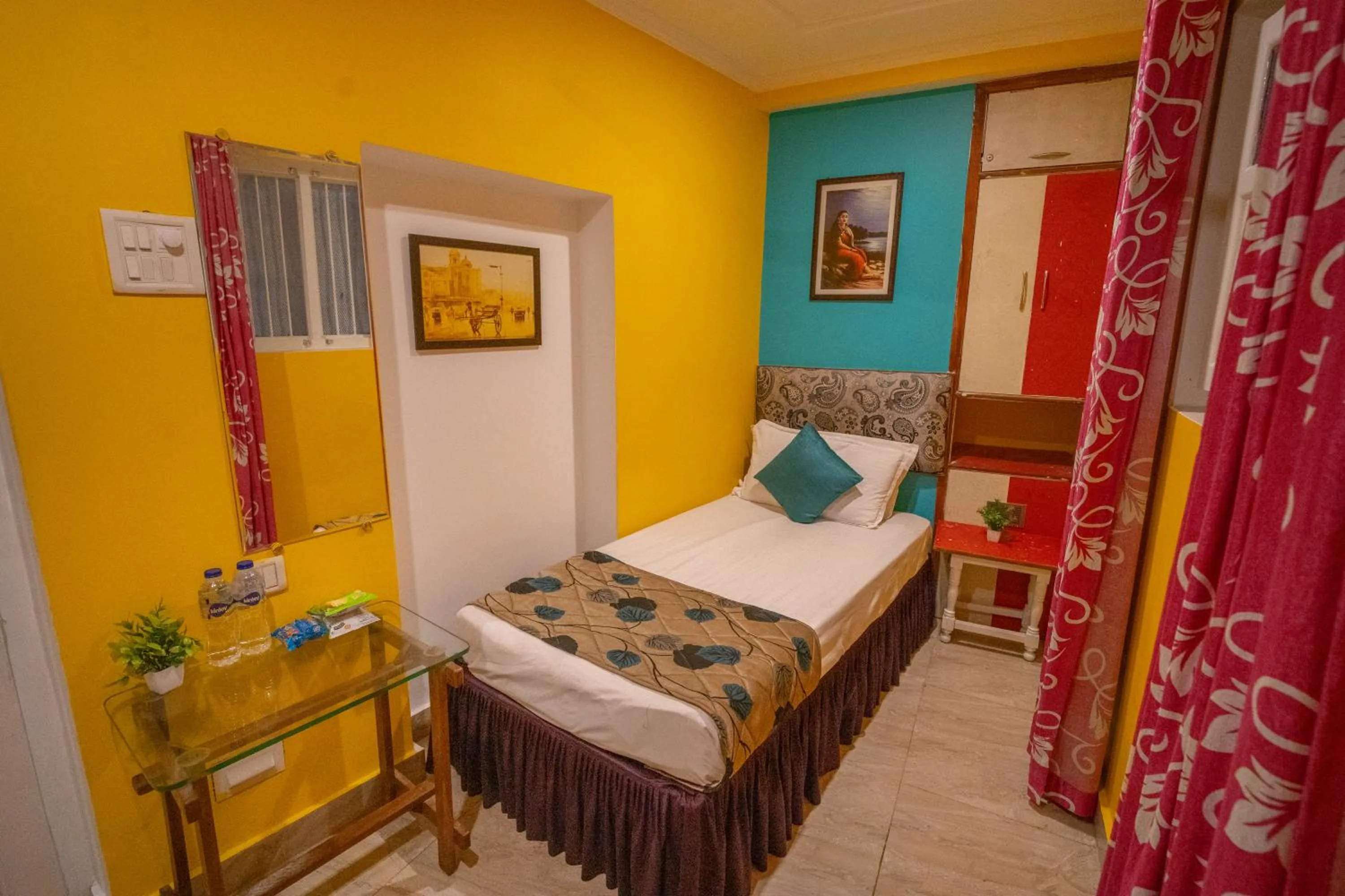 Bed in Tara Guest House