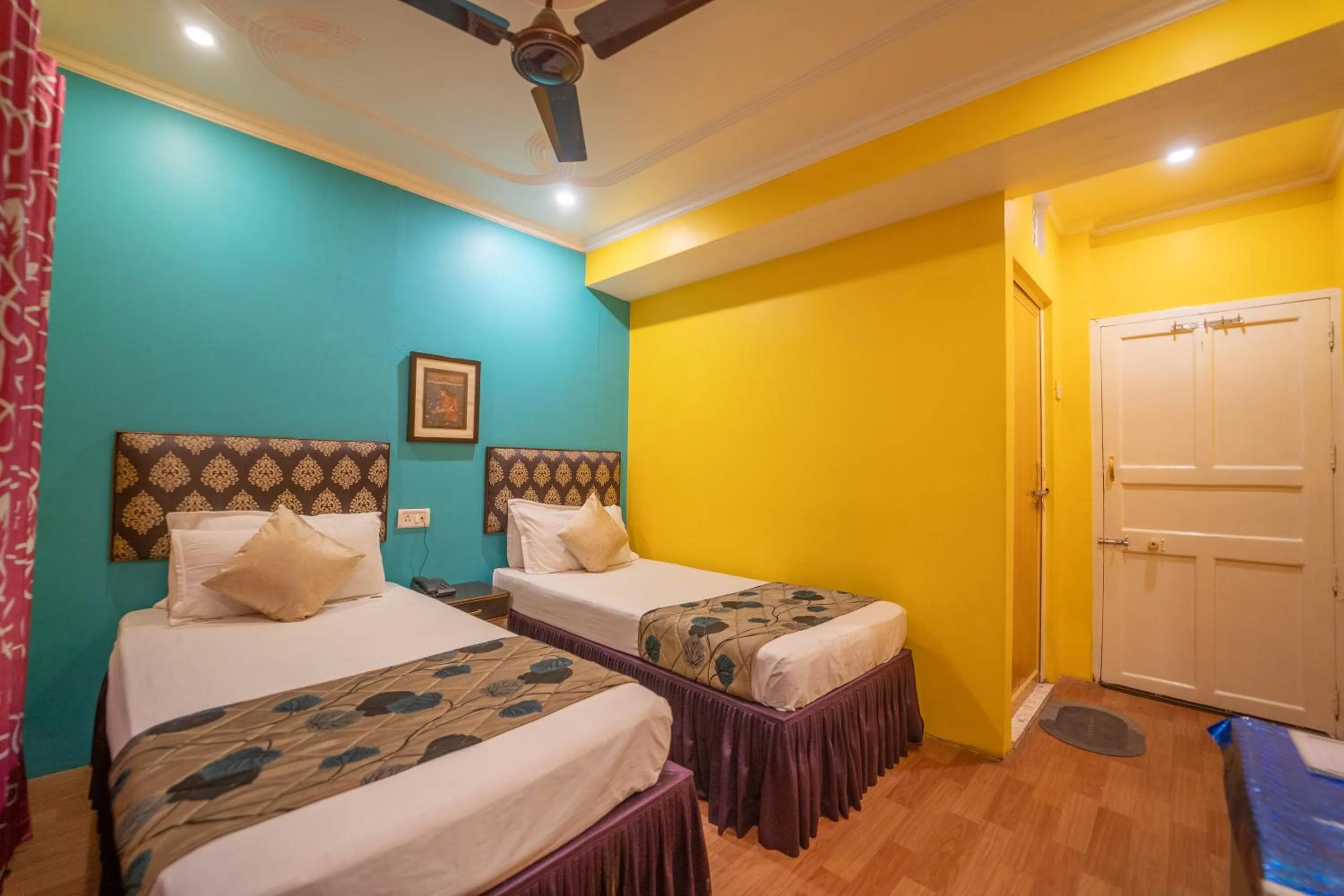 Bed in Tara Guest House