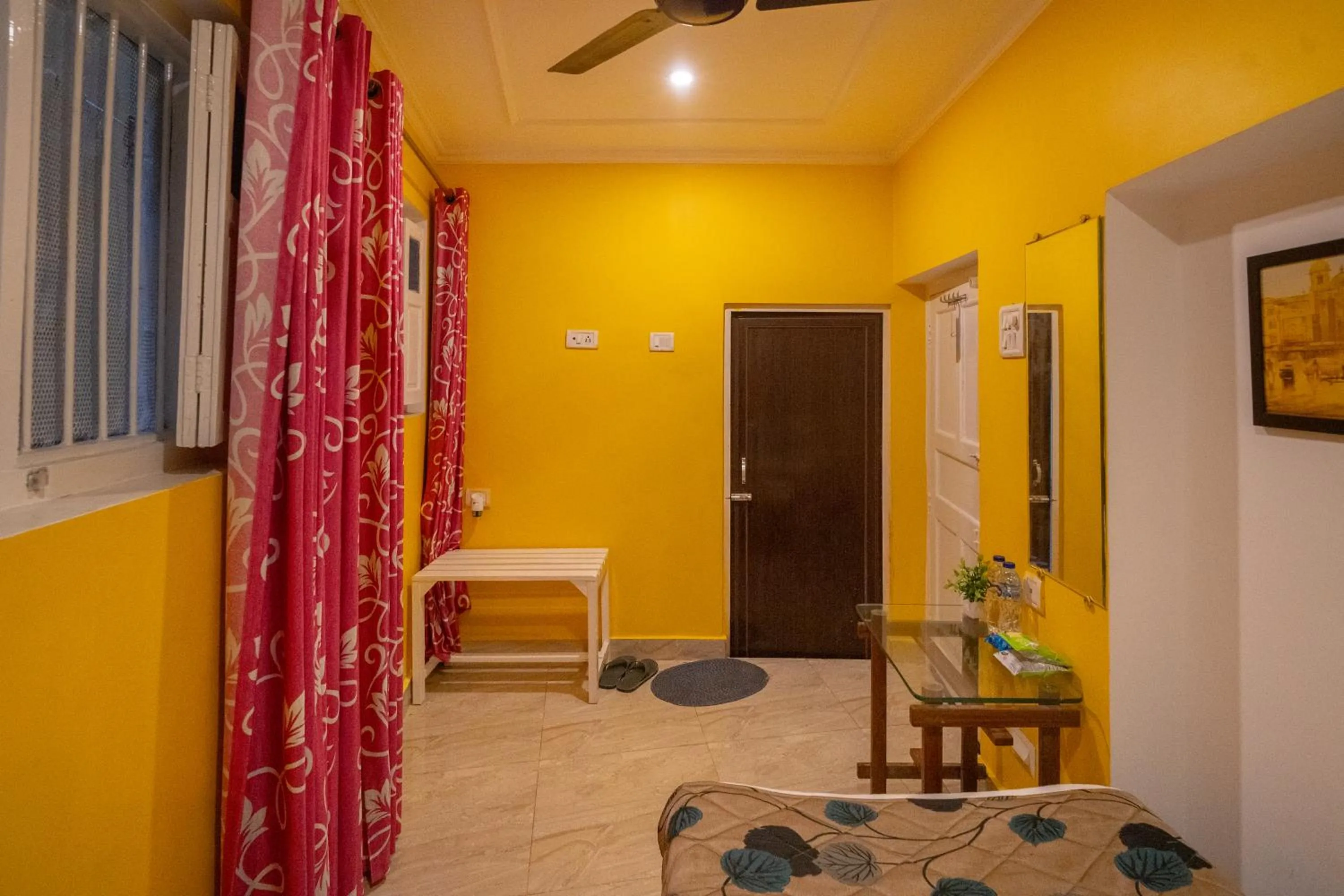 Bedroom, Bed in Tara Guest House